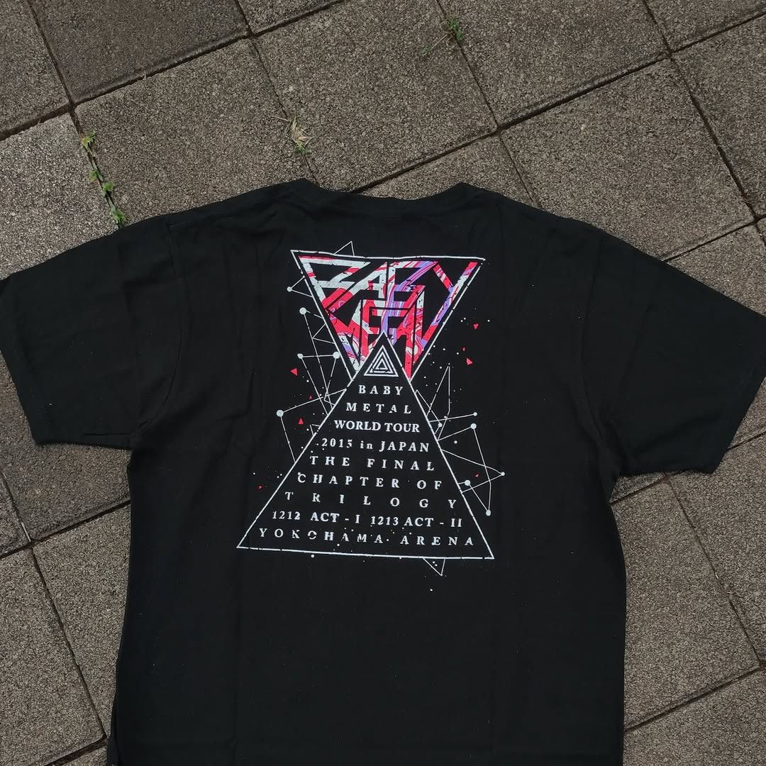 Band Tees BABYMETAL Trinity 2015 Brand New Tee Size US L / EU 52-54 / 3 - 4 Thumbnail
