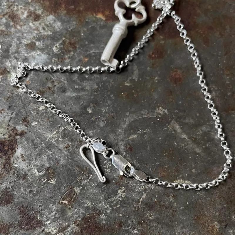 Uma Wang Detaj Uma Wang Worn Carved Silver Two-Tone Key Necklace Size ONE SIZE - 4 Thumbnail