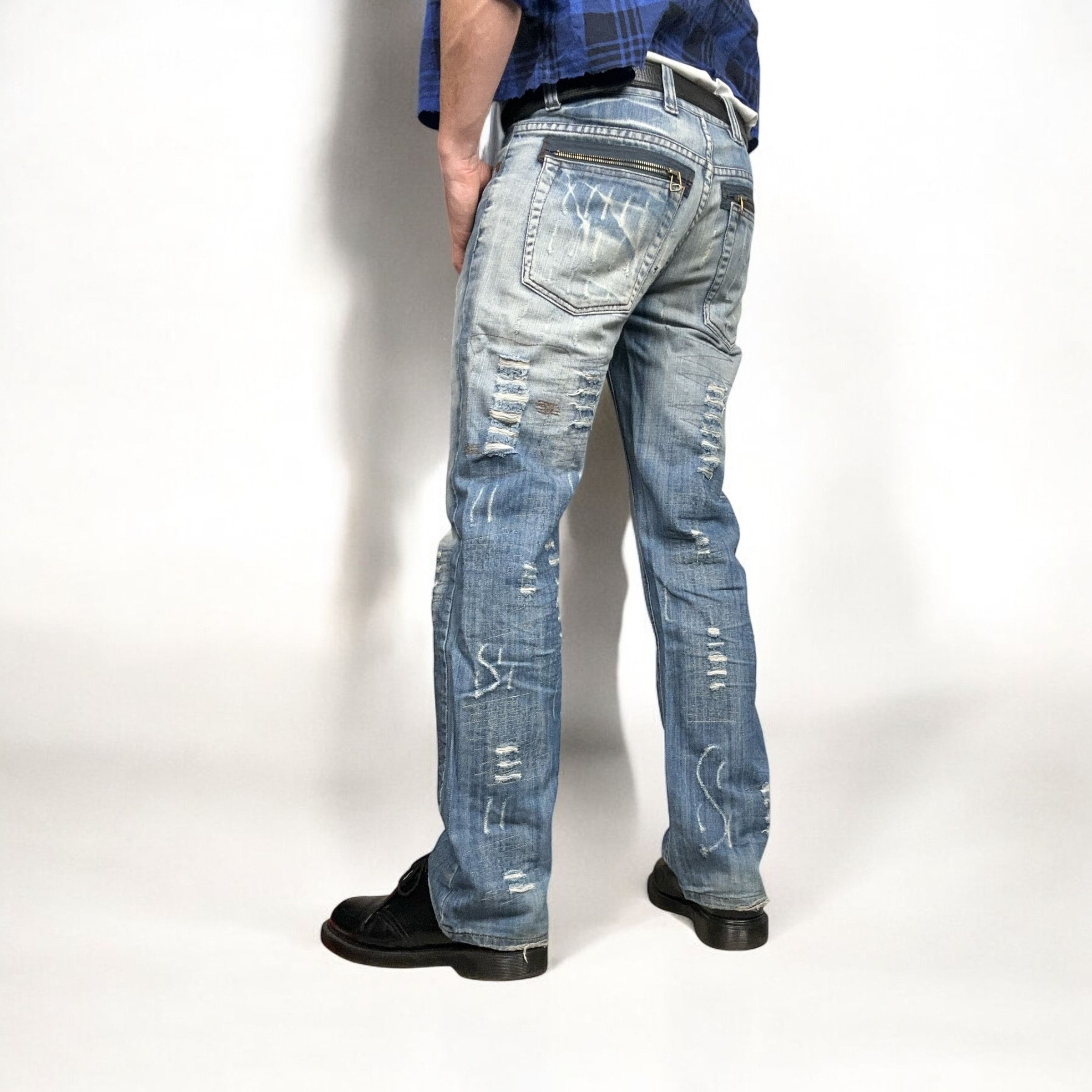 Japanese Brand × Vintage Vintage y2k Distressed Reworked Washed Blue Denim Pants Jean Size US 32 / EU 48 - 4 Thumbnail
