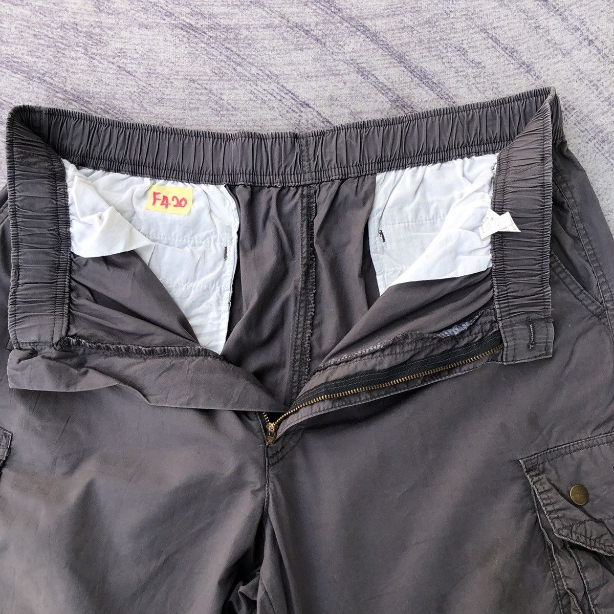 Airwalk Faded Cargo Airwalk Beggie Style With 6 Pocket Pants Size US 33 - 9 Thumbnail