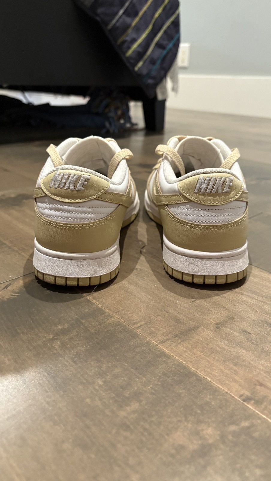 Nike Nike Dunk Team Gold Size US 7.5 / EU 40-41 - 4 Thumbnail
