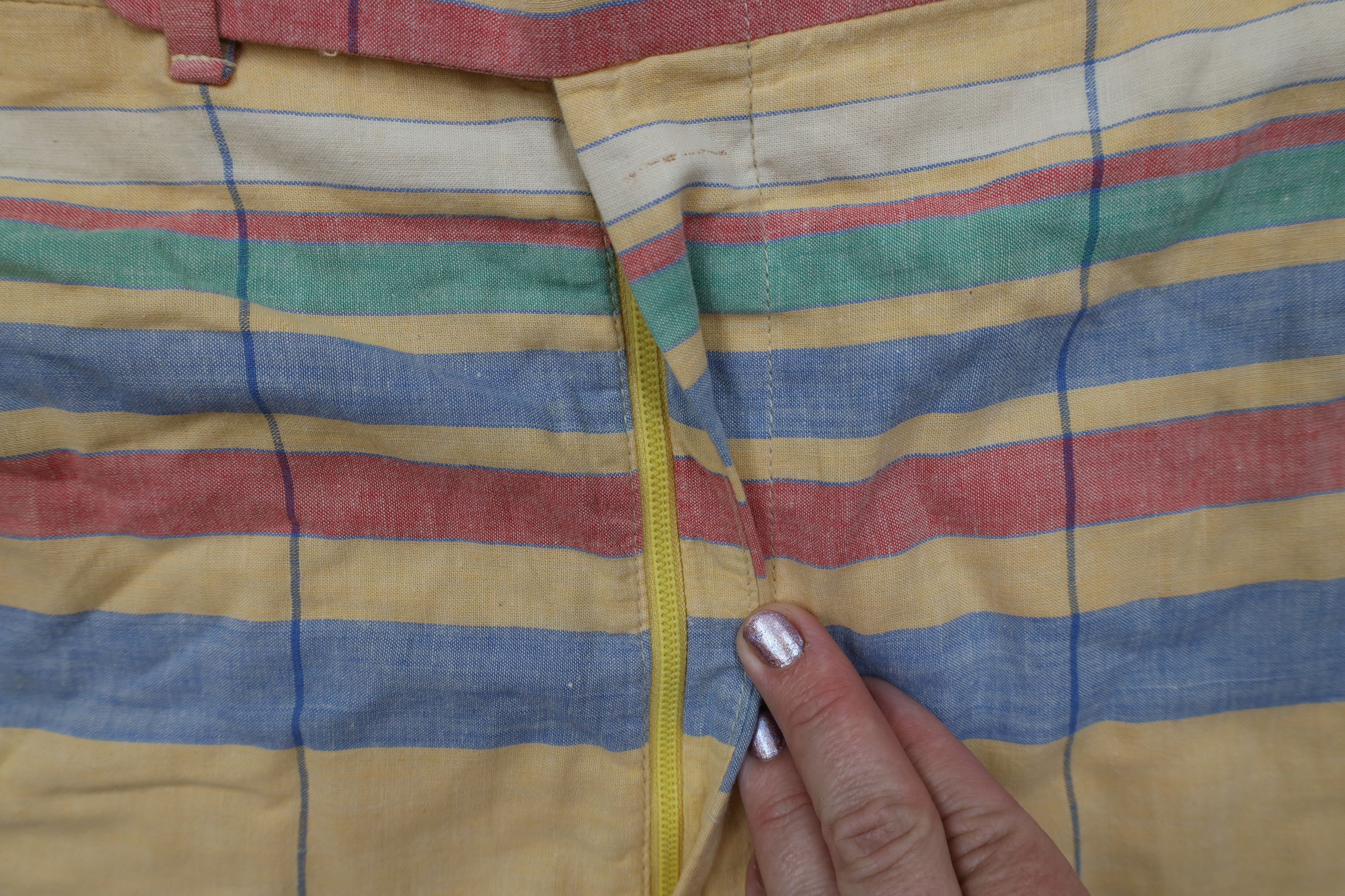 Vintage Vintage 70s Streetwear Rainbow Striped Above Knee Shorts USA Size US 40 / EU 56 - 5 Thumbnail