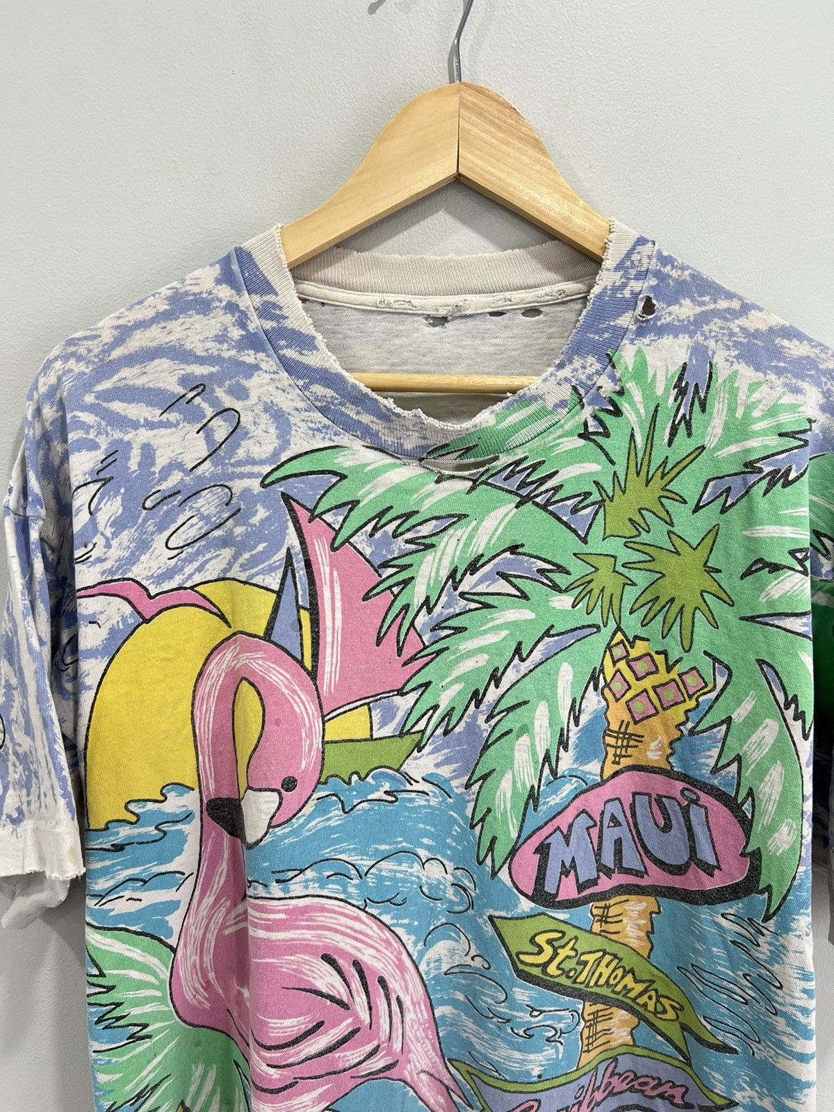 Vintage Vtg All Over Print Flamingo Maui Cancun Tee Shirt thrashed Size US L / EU 52-54 / 3 - 4 Thumbnail