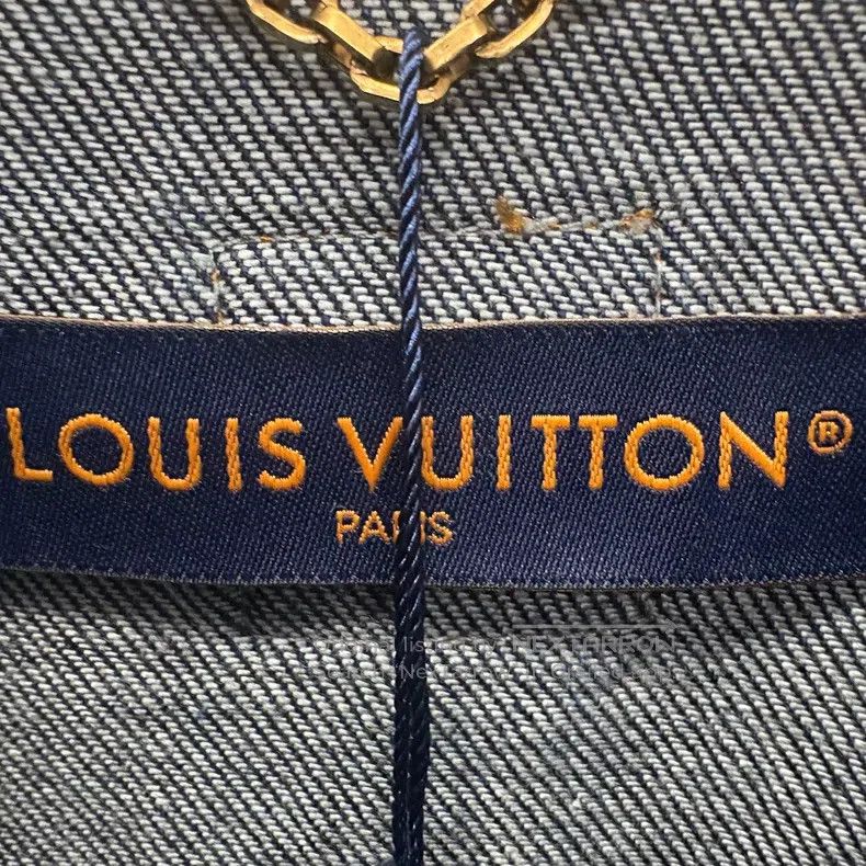 Louis Vuitton Louis Vuitton FW25 wood grain rendered short sleeve shirt Size US XL / EU 56 / 4 - 7 Thumbnail