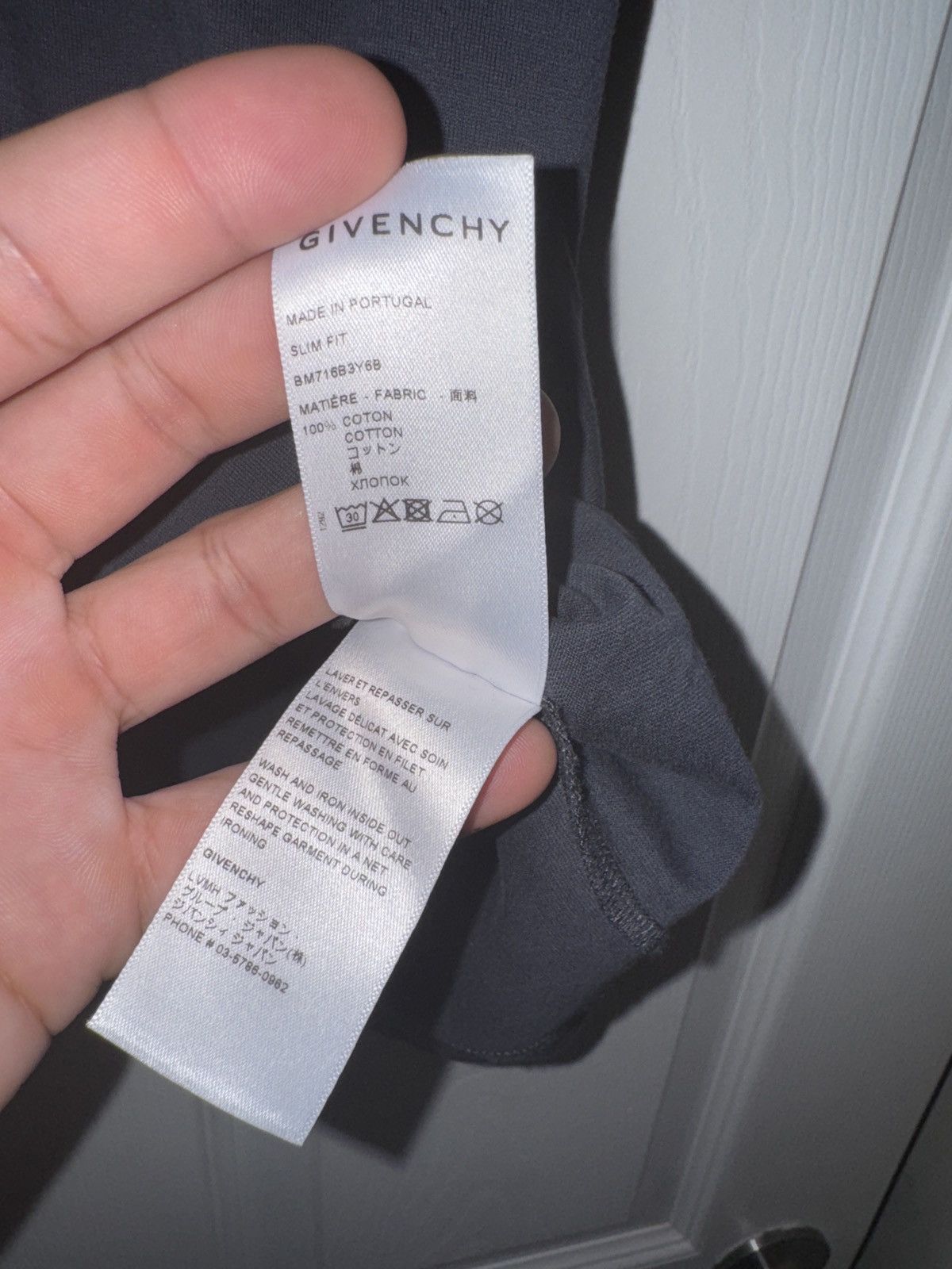 Givenchy Givenchy Short Sleeve Tee Size US L / EU 52-54 / 3 - 5 Thumbnail