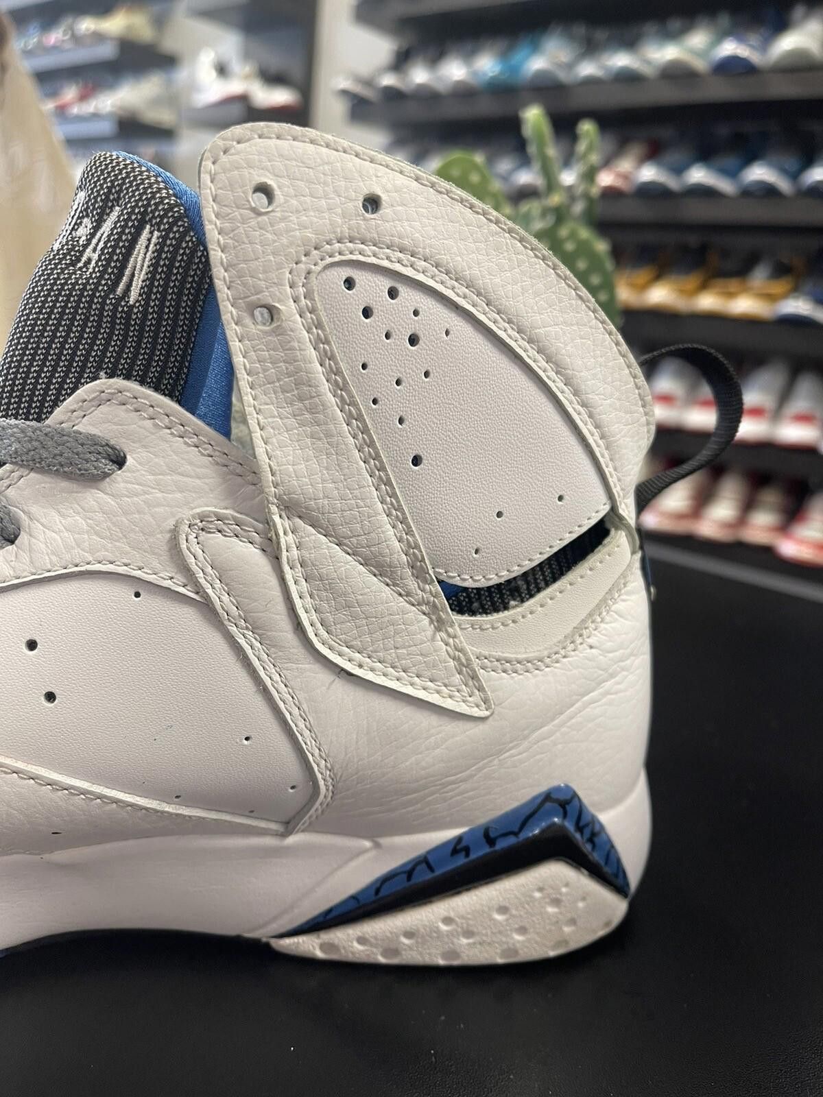 Jordan Brand Size 10.5 - Jordan 7 Retro DMP Orlando Magic White/Blue 2009 Size US 10.5 / EU 43-44 - 7 Thumbnail
