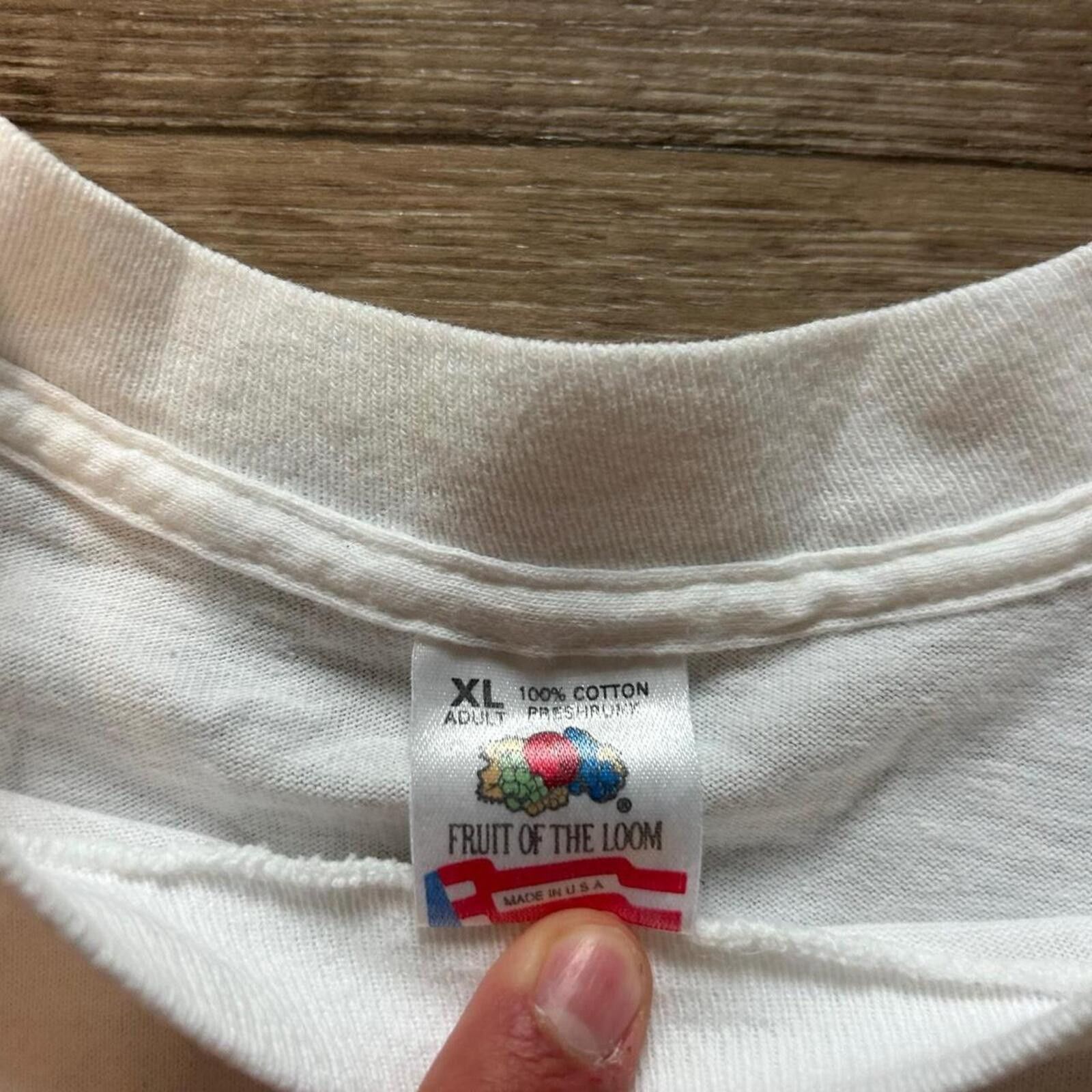 Marlboro 90’s Marlboro Graphic t shirt Train Cigarettes rare size XL Size US XL / EU 56 / 4 - 5 Thumbnail