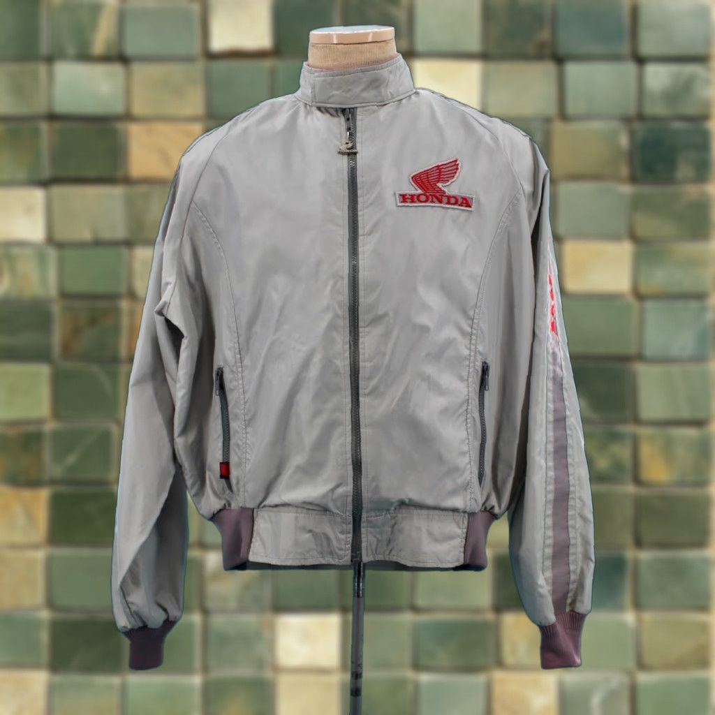 Honda VTG 70s Honda Nylon Racing Jacket Mens XL Gray Hondaline Wing Patch Jacket Size US XL / EU 56 / 4 - 1 Thumbnail