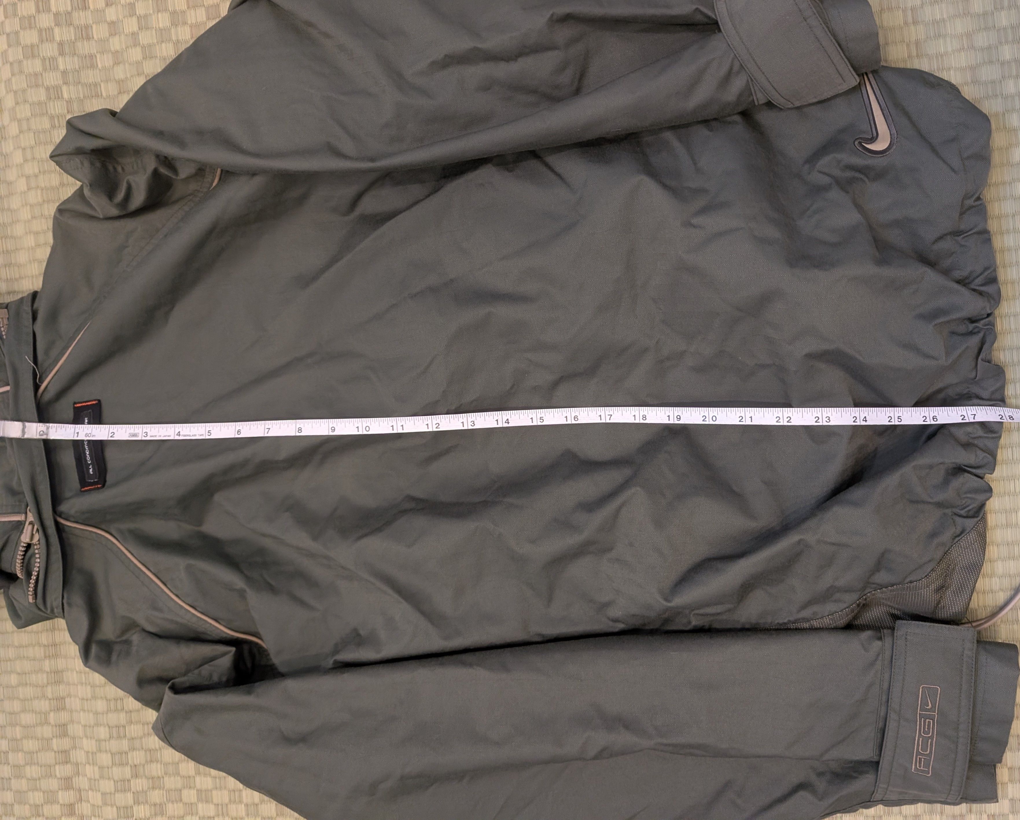 Nike ACG 3-Layer Removable Hood Jacket