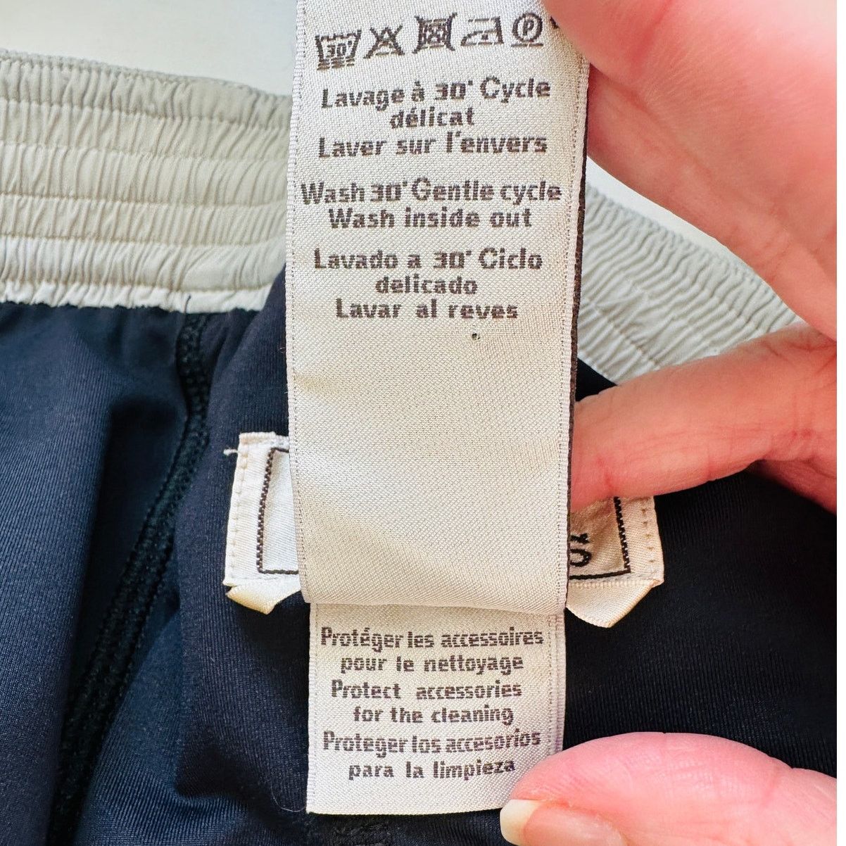 Hermes Hermes Mens Gray Drawstring Waist Zip Pocket Swim Trunks Size US 36 / EU 52 - 9 Thumbnail