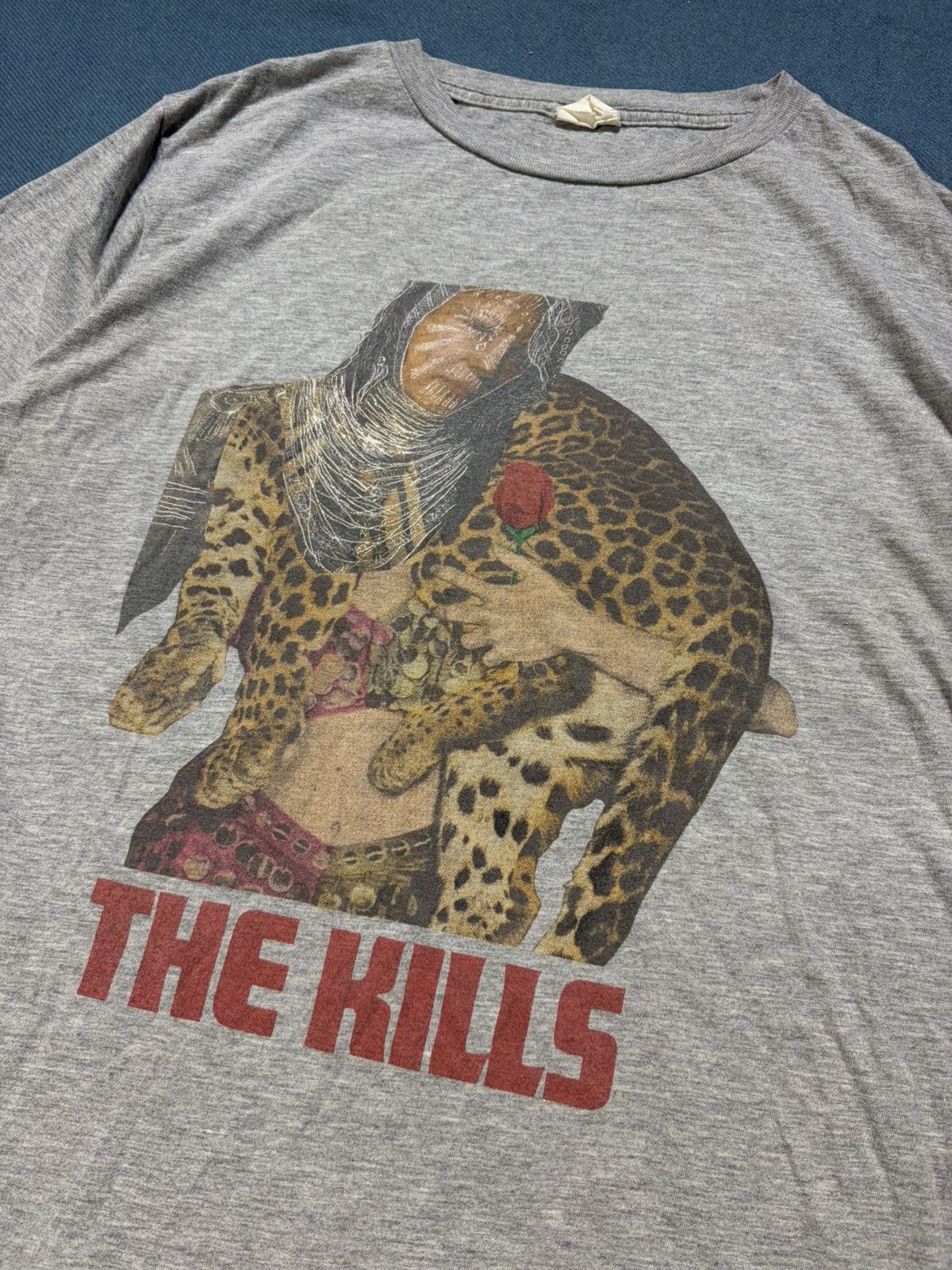 Band Tees Vintage The Kills band woman leopard t shirt Size US S / EU 44-46 / 1 - 2 Thumbnail