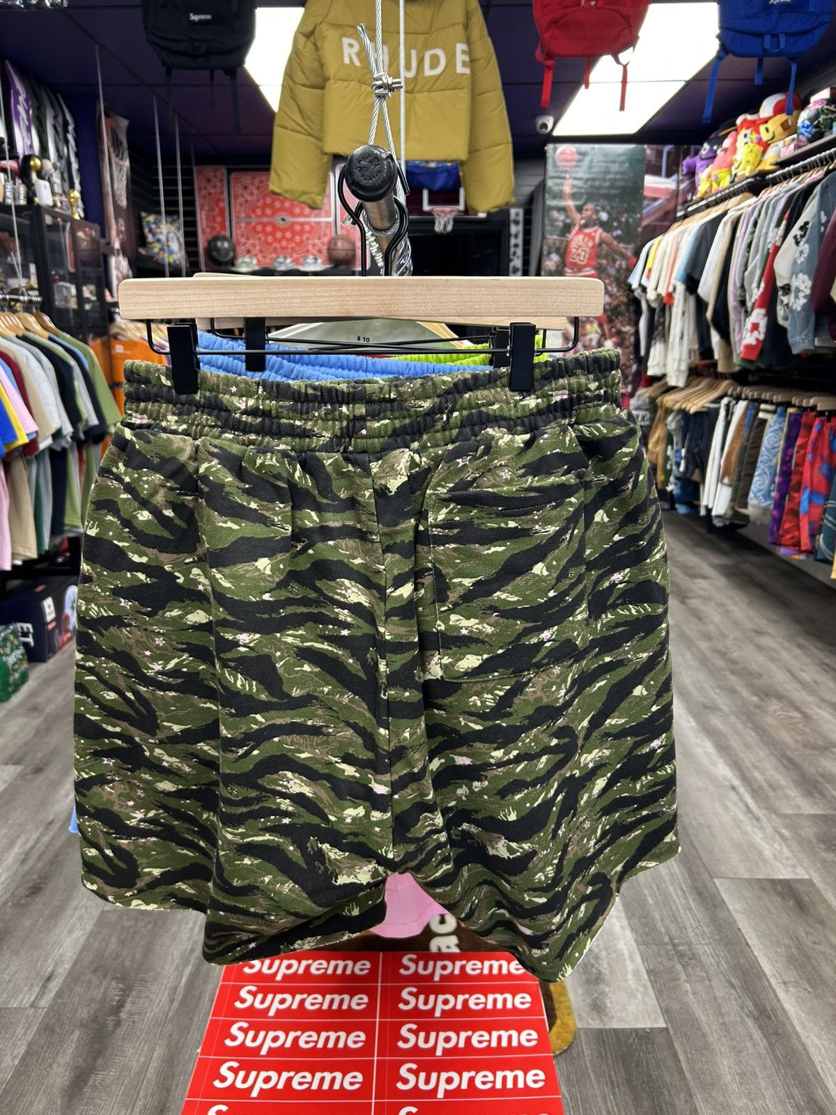 Sp5der SP5DER OG Web V2 Tiger Camo Sweatshort Size US 32 / EU 48 - 2 Thumbnail