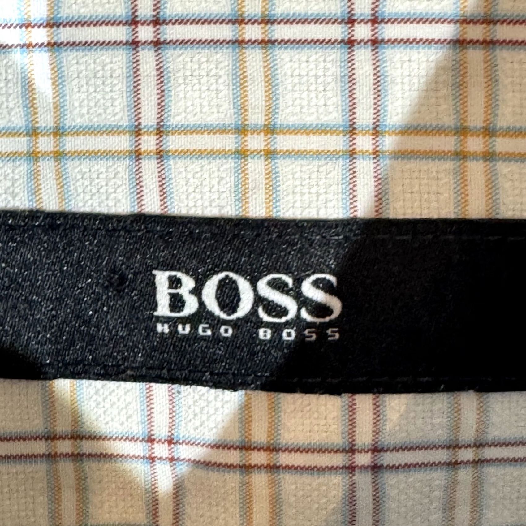 Hugo Boss VINTAGE: Hugo Boss Shirt 100% Cotton White Gray Plaid Dress Shirt Long Sleeve 17 Neck/34-35 Sleeve Mens Size 34R - 7 Thumbnail