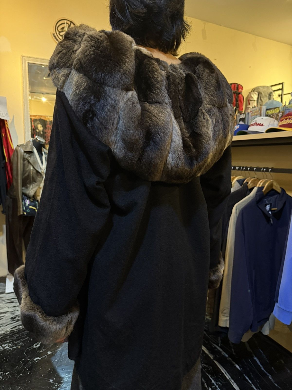 Fendi Fendi Mink Fur Coat Reversible Silk and Cashmere Size M / US 6-8 / IT 42-44 - 11 Thumbnail