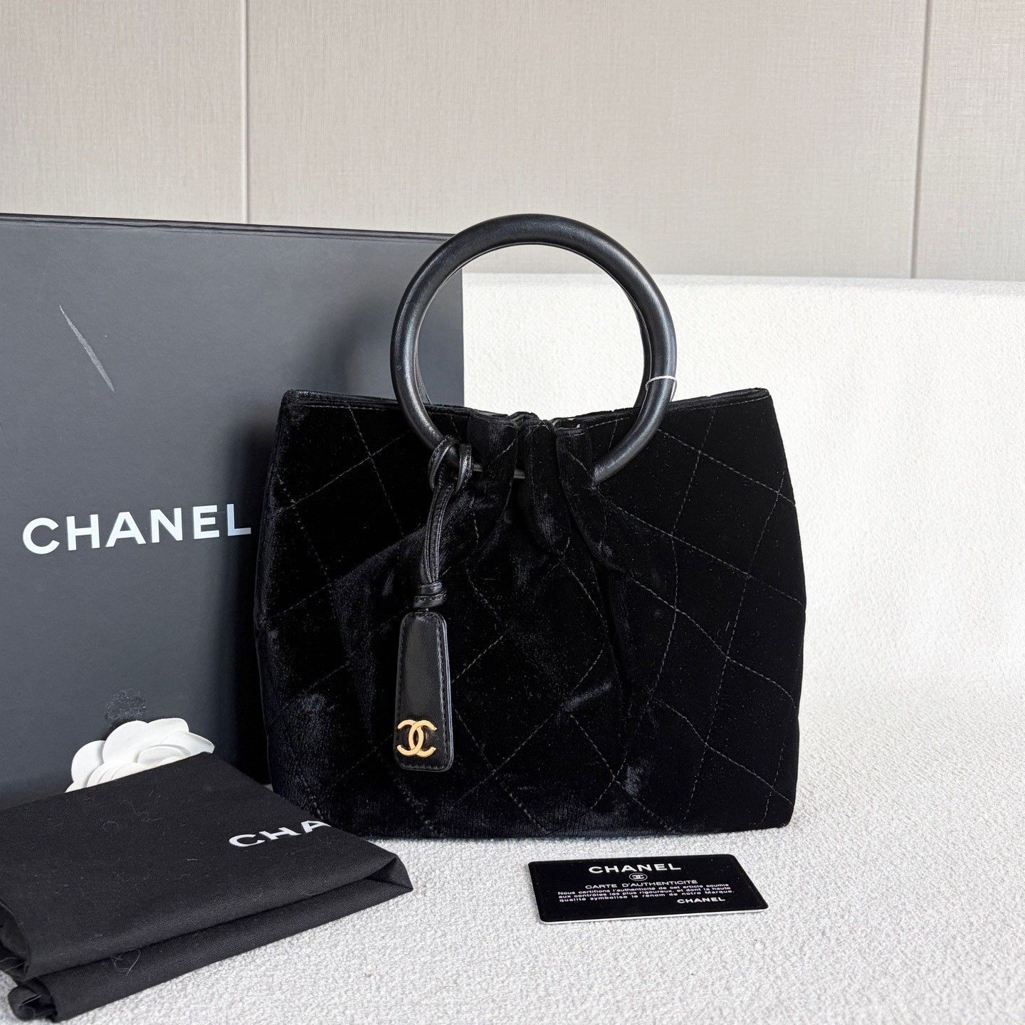 Chanel Pre-loved Bag Very good condition Size ONE SIZE - 1 Thumbnail