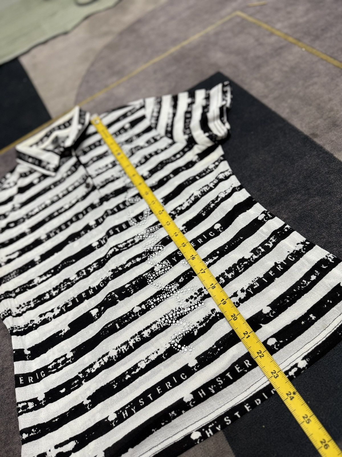 Hysteric Glamour HYSTERIC STRIP SKUL PRINT TSHIRT Size M / US 6-8 / IT 42-44 - 10 Thumbnail