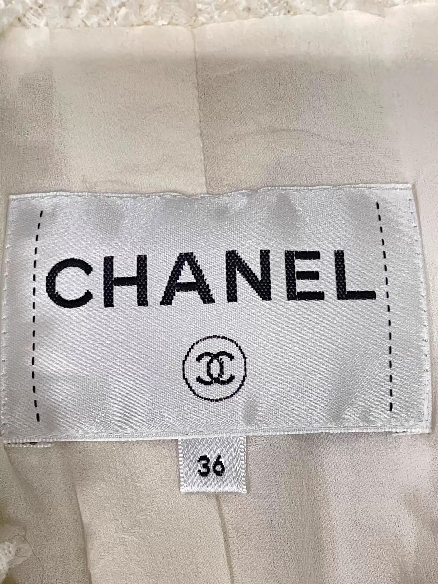 Chanel CHANEL Women's Tweed Lion Head Cardigan Size 36 Size XS / US 0-2 / IT 36-38 - 4 Thumbnail