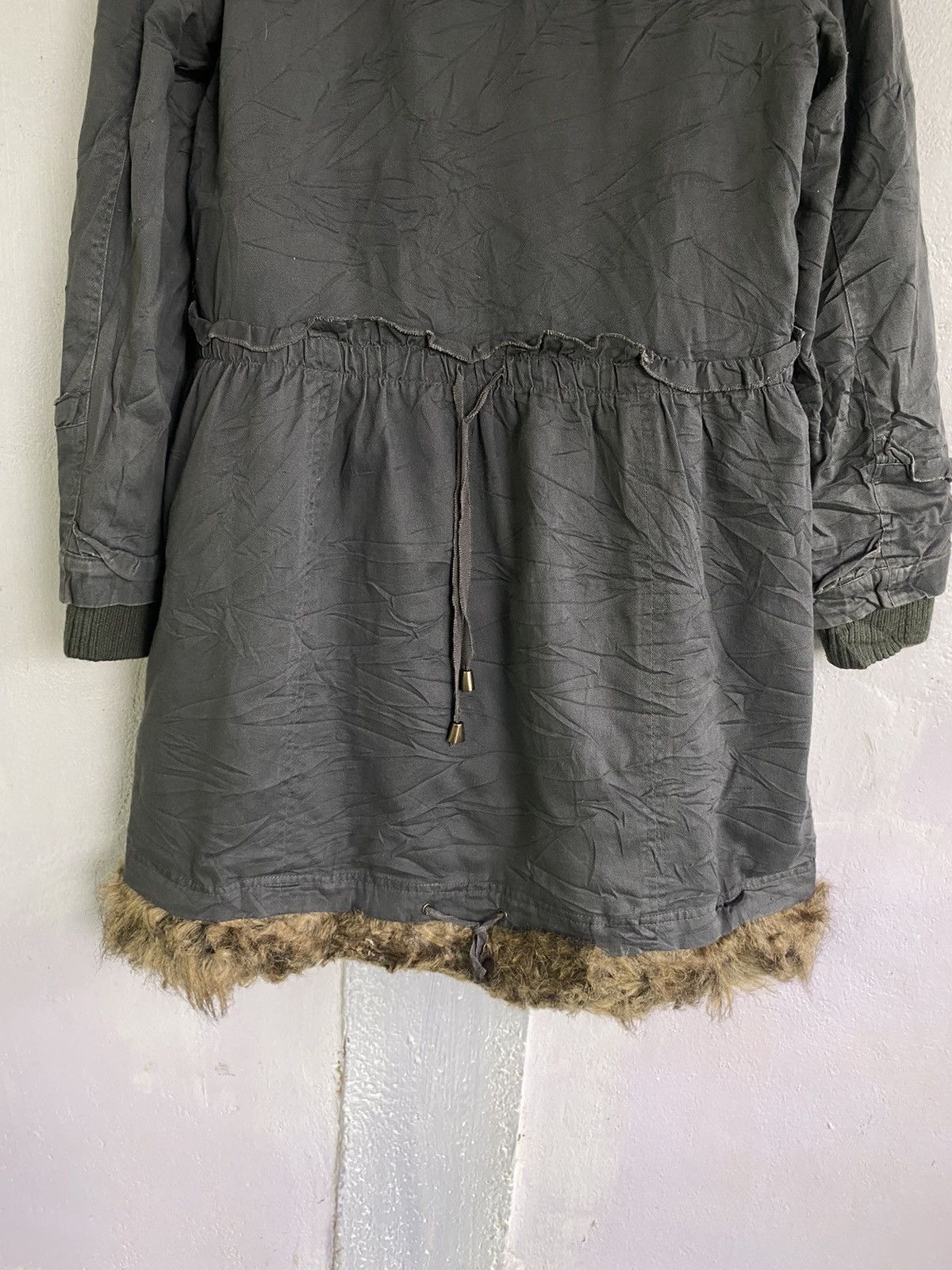 Axist Axes Femme Long Coat Fur With Hoodie Size US M / EU 48-50 / 2 - 12 Thumbnail