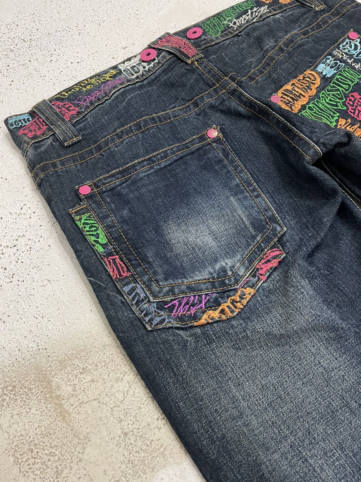 Designer × Japanese Brand Y2K Graffiti Embroidery Honeycomb Whisker Button Denim Size US 33 - 15 Thumbnail