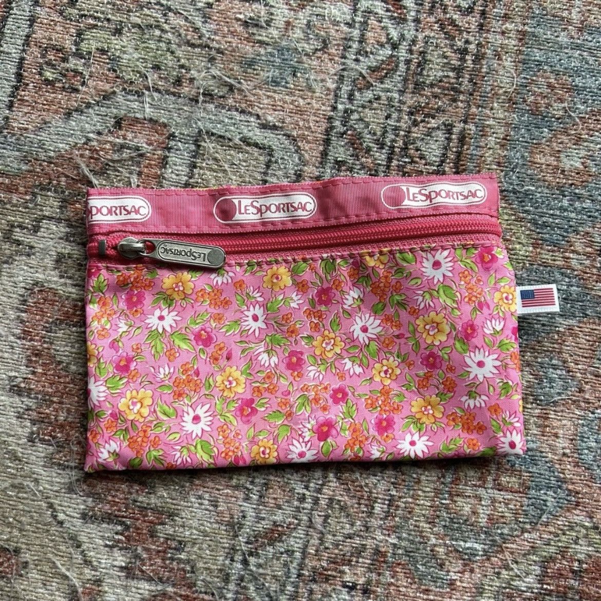 LeSportsac Vintage Lesportsac Pink Floral Zip Pouch Size ONE SIZE - 1 Thumbnail