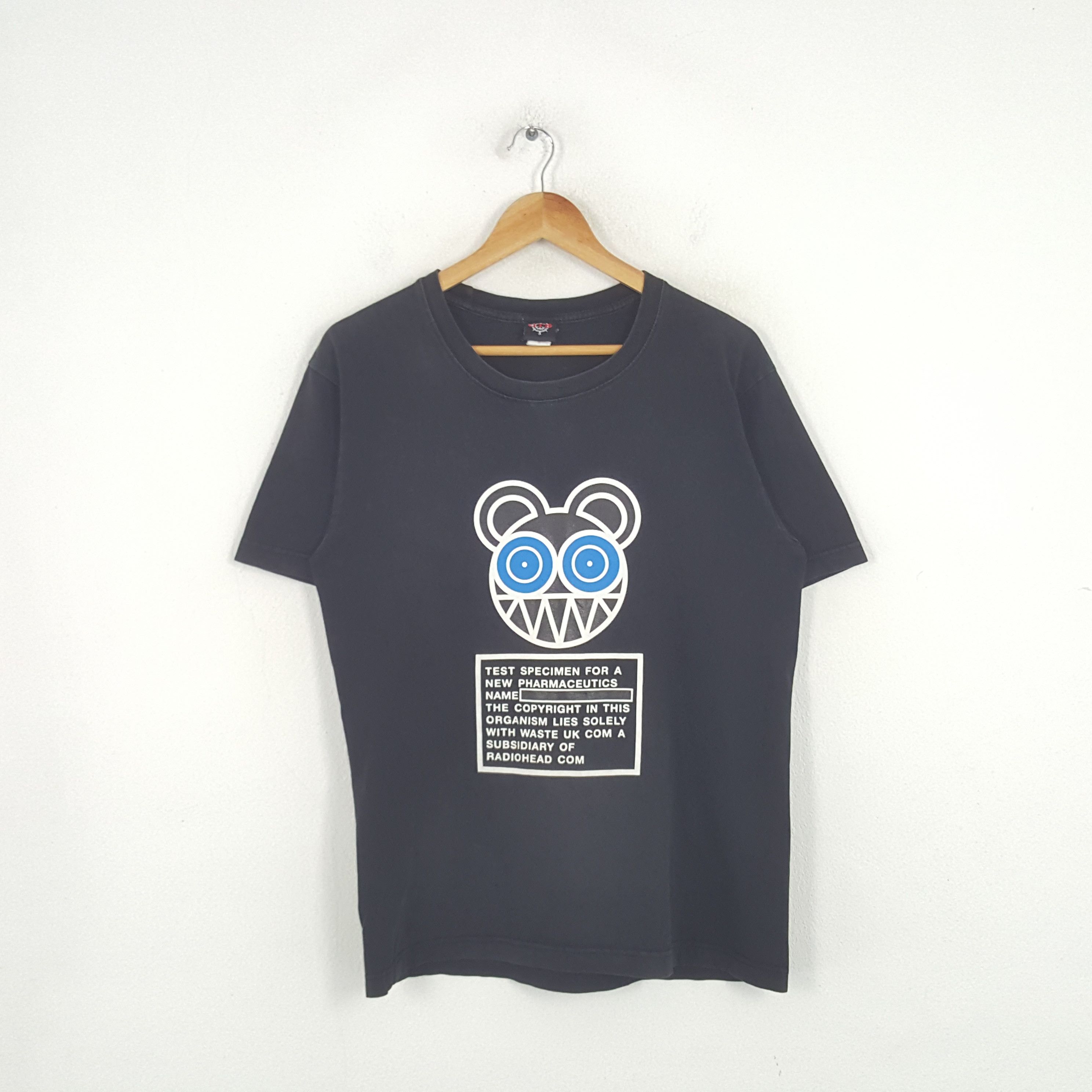 Band Tees × Vintage Vintage Radiohead British Rock Bandl Tshirt Size US M / EU 48-50 / 2 - 1 Thumbnail