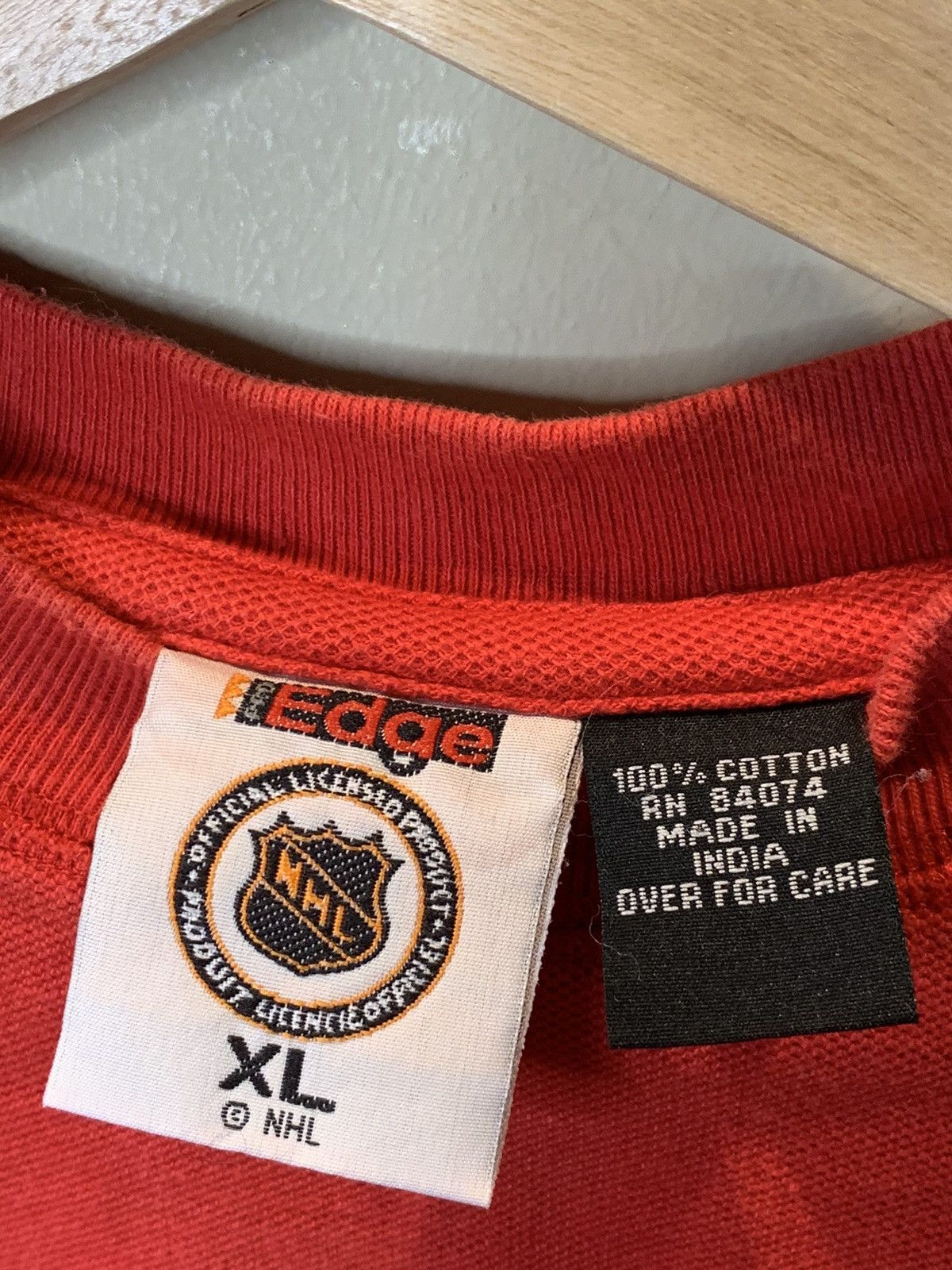 NHL × Vintage *RARE* Vintage Detroit Red Wings NHL Hockey Knit T-Shirt XL Size US XL / EU 56 / 4 - 7 Thumbnail