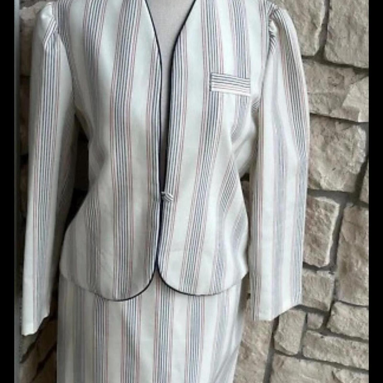 Other Vintage Sportiva White Striped Secretary Skirt suit 8 Size M / US 6-8 / IT 42-44 - 1 Thumbnail