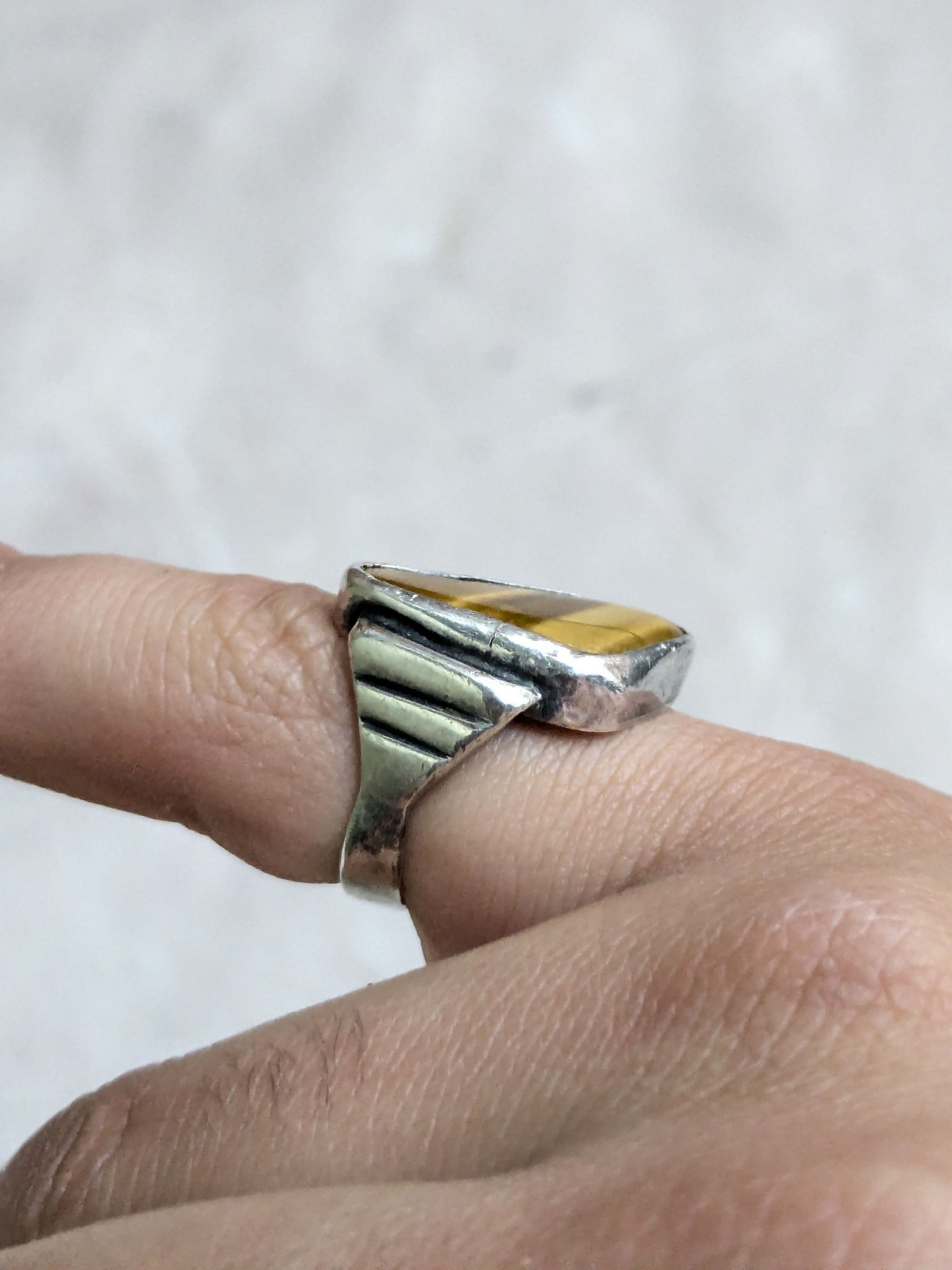 Sterling Silver Vintage Sterling Silver Ring Tiger's Eye Brown Handwrought 5 Size ONE SIZE - 12 Thumbnail