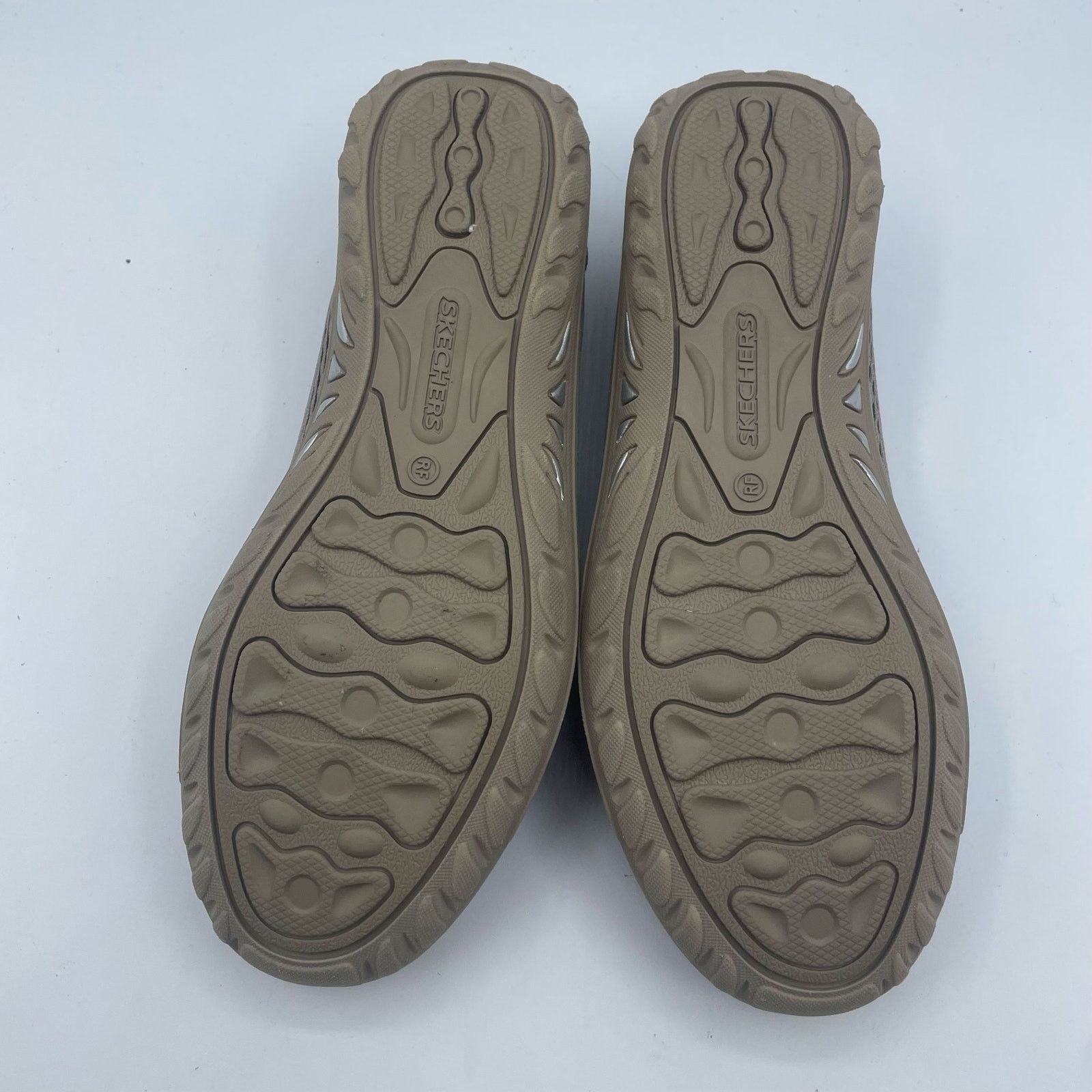 SKECHERS Skechers Reggae Fest Willow Loafer Dark Taupe Womens 6.5 Size US 6.5 / IT 36.5 - 8 Thumbnail