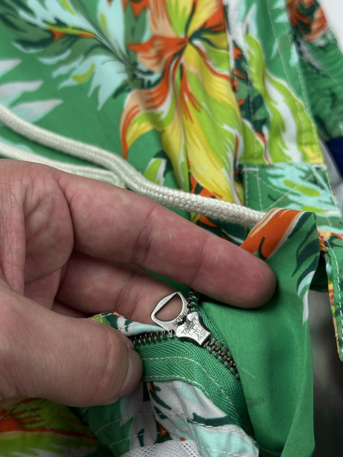 Polo Ralph Lauren × Ralph Lauren POLO Ralph Lauren Floral Printed Aloha Trunks Swim Shorts Size US 32 / EU 48 - 16 Thumbnail