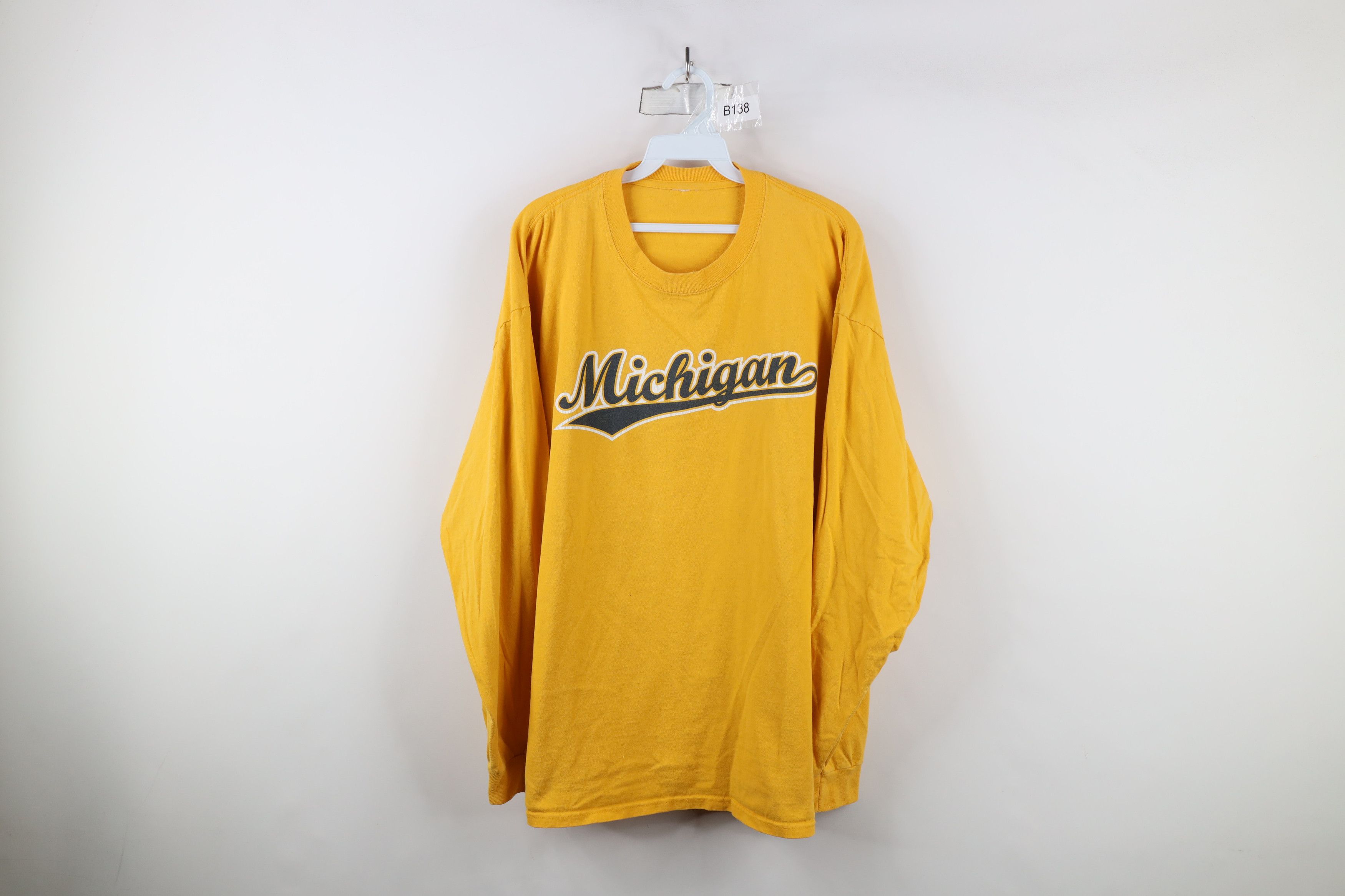 Vintage Vintage 90s University of Michigan Long Sleeve T-Shirt Size US XL / EU 56 / 4 - 1 Thumbnail