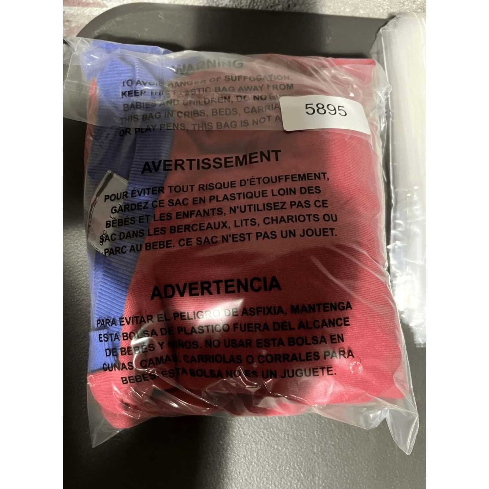Asos ASOS Design Colorblock Sweatshirt Small Red Blue Crewneck Pullover Size S / US 4 / IT 40 - 6 Thumbnail