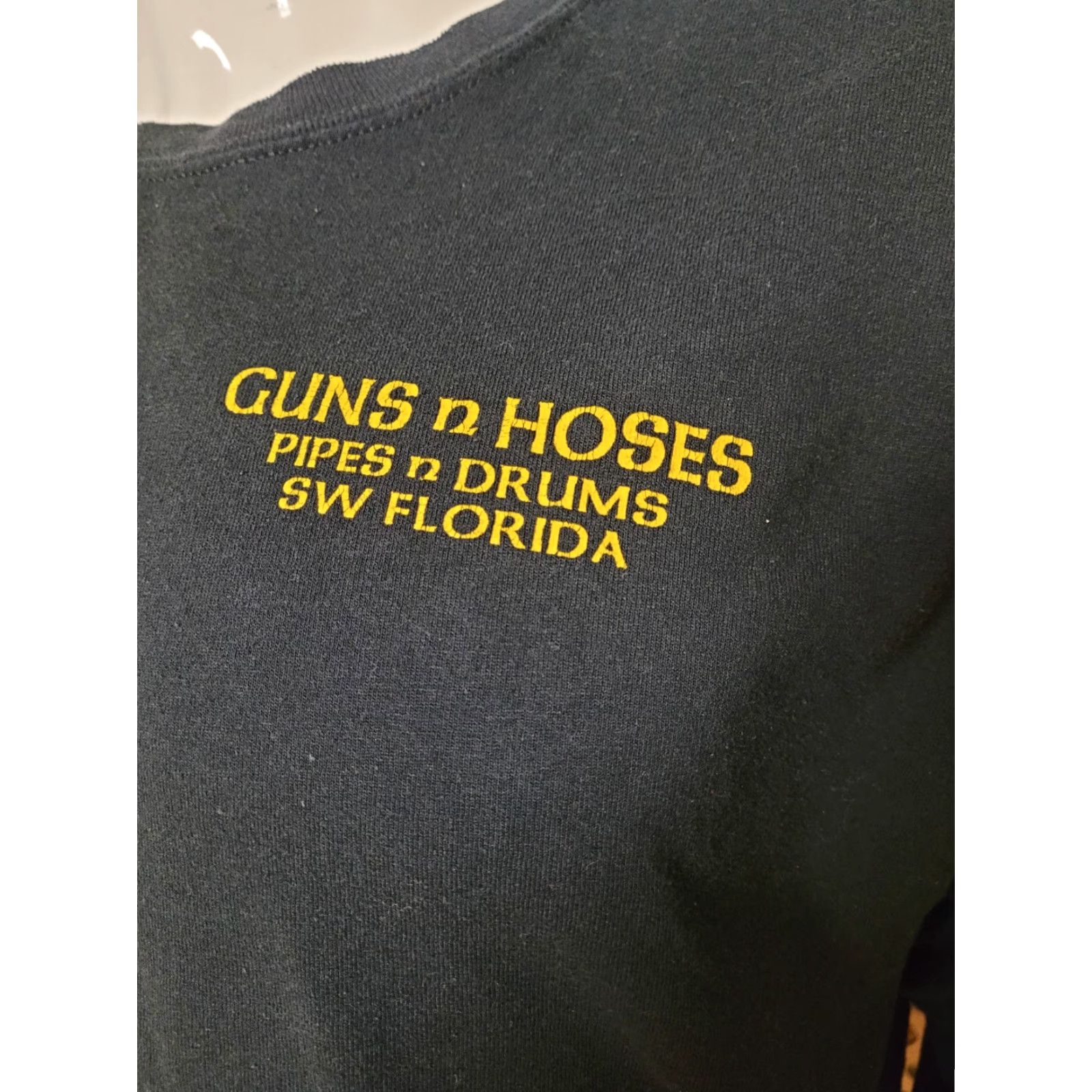 Gildan Guns N Hoses Pipes N Drums Southwest Florida Longsleeve T Shirt XL Black Gildan Dryblend Logo Cotton Crew Neck Men T-Shirt Size US XL / EU 56 / 4 - 2 Thumbnail