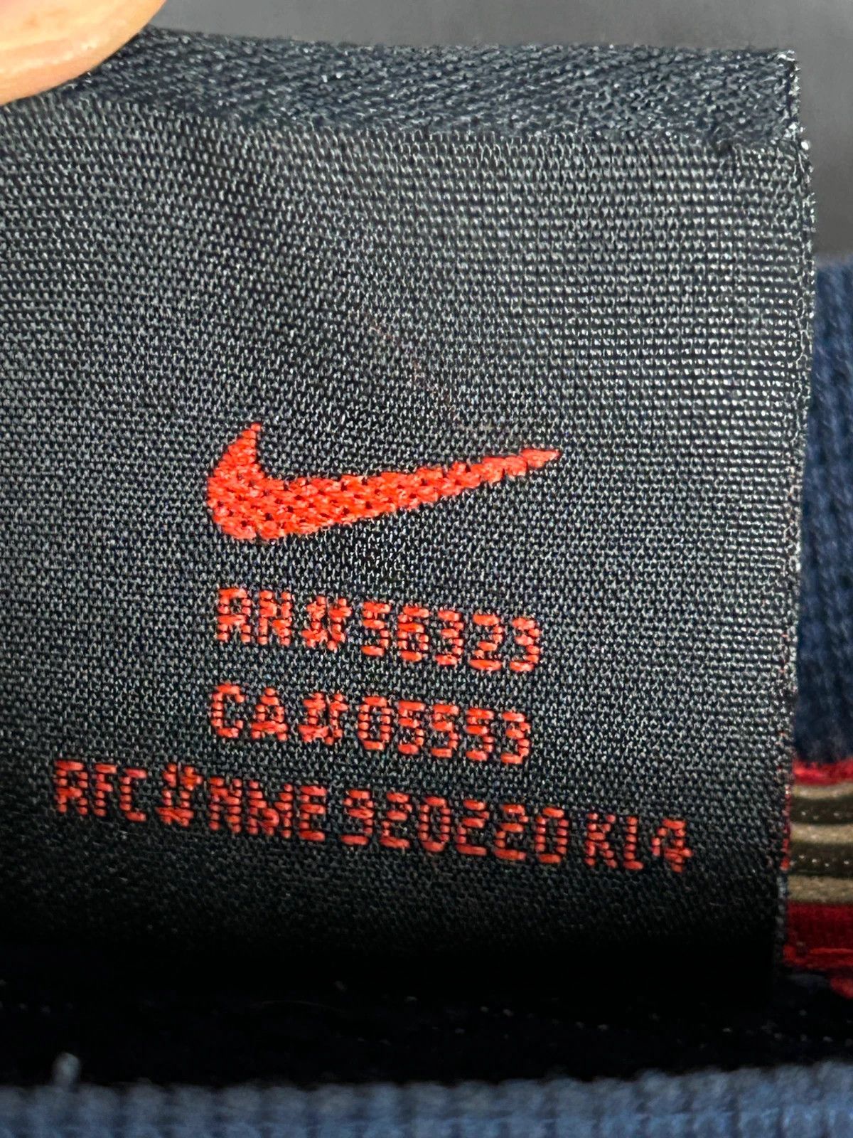 Nike × Vintage Nike crewneck navy big logo haft spellout vintage 90s Size US M / EU 48-50 / 2 - 4 Thumbnail