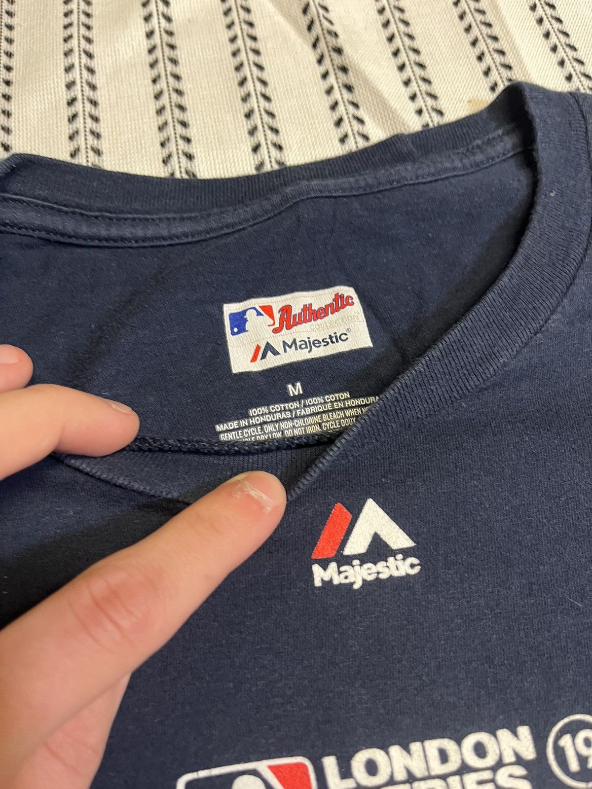 Other Majestic 2019 London Series New York Yankees Tee Size US M / EU 48-50 / 2 - 2 Thumbnail