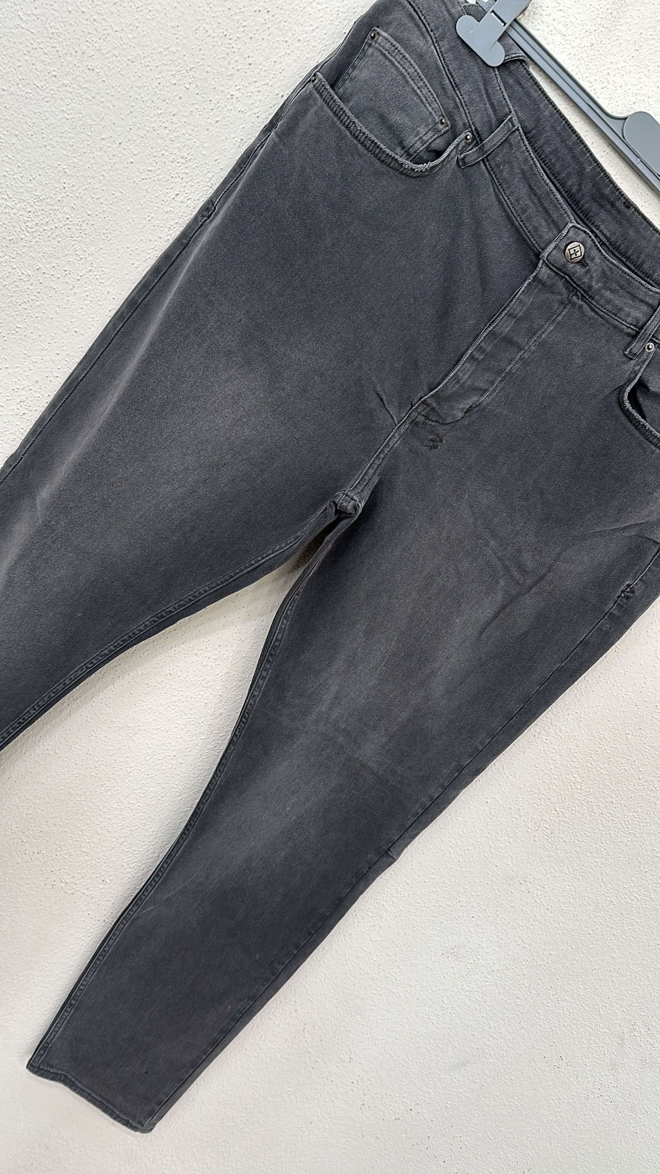 Ksubi Ksubi Chitch Gray Jean Size 42 Never Worn Size US 42 / EU 58 - 2 Thumbnail