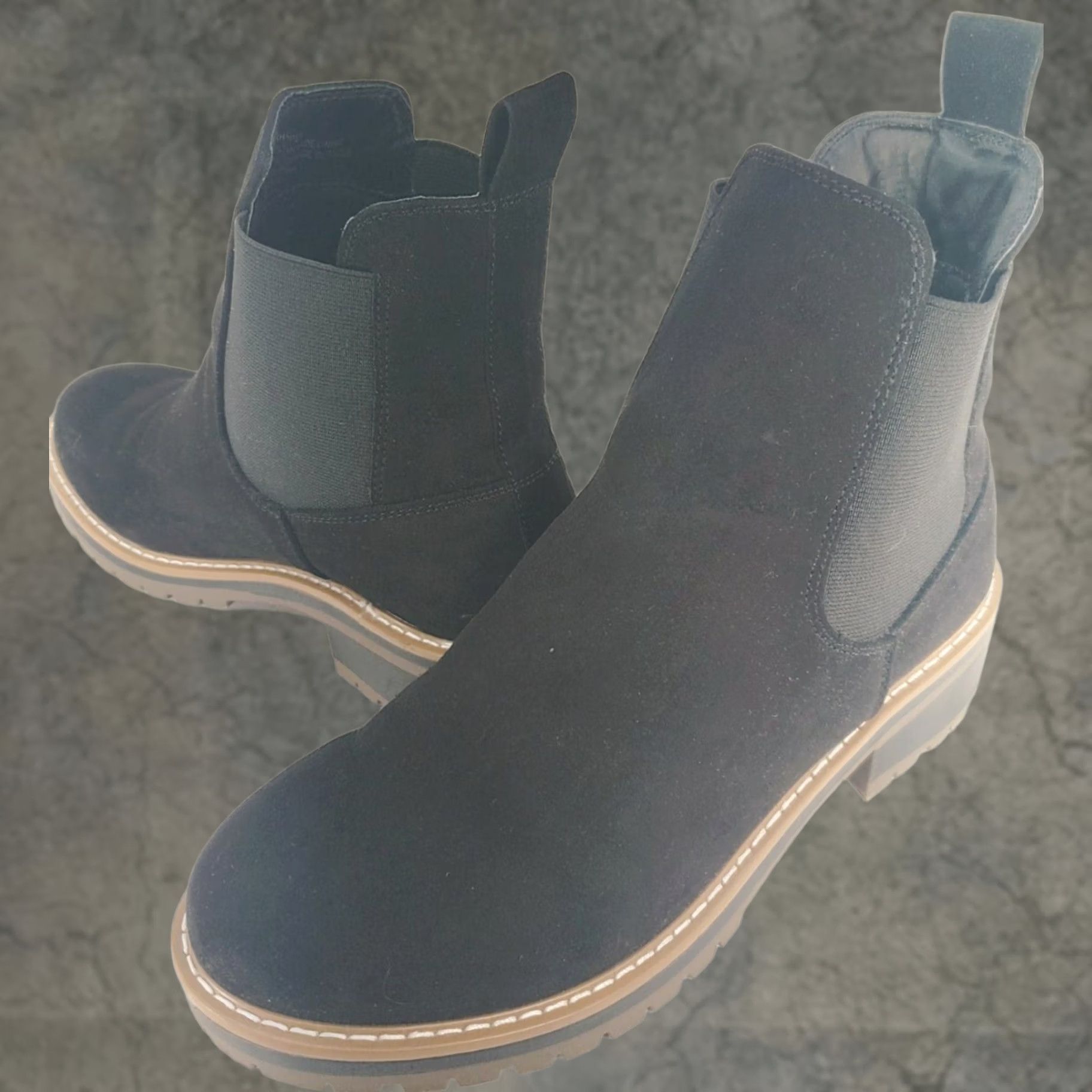 Vintage Kensie Khai Chelsea Boot Booties Women Black 7M Block Heel Leather Faux Suede Microfiber Bootie Size US 7 / IT 37 - 1 Thumbnail