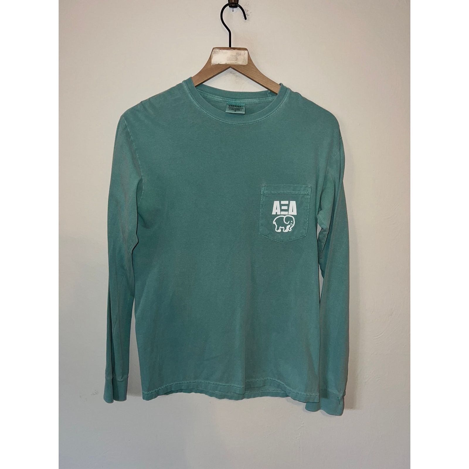 Comfort Colors Alpha Xi Delta Shirt Long Sleeve Elephant College Y2K Small Size US S / EU 44-46 / 1 - 2 Thumbnail