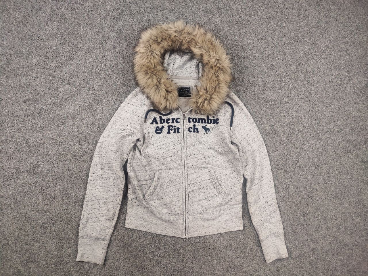 Abercrombie & Fitch Vintage Abercrombie Y2K If six was nine fur Zip Hoodie Size US S / EU 44-46 / 1 - 7 Thumbnail