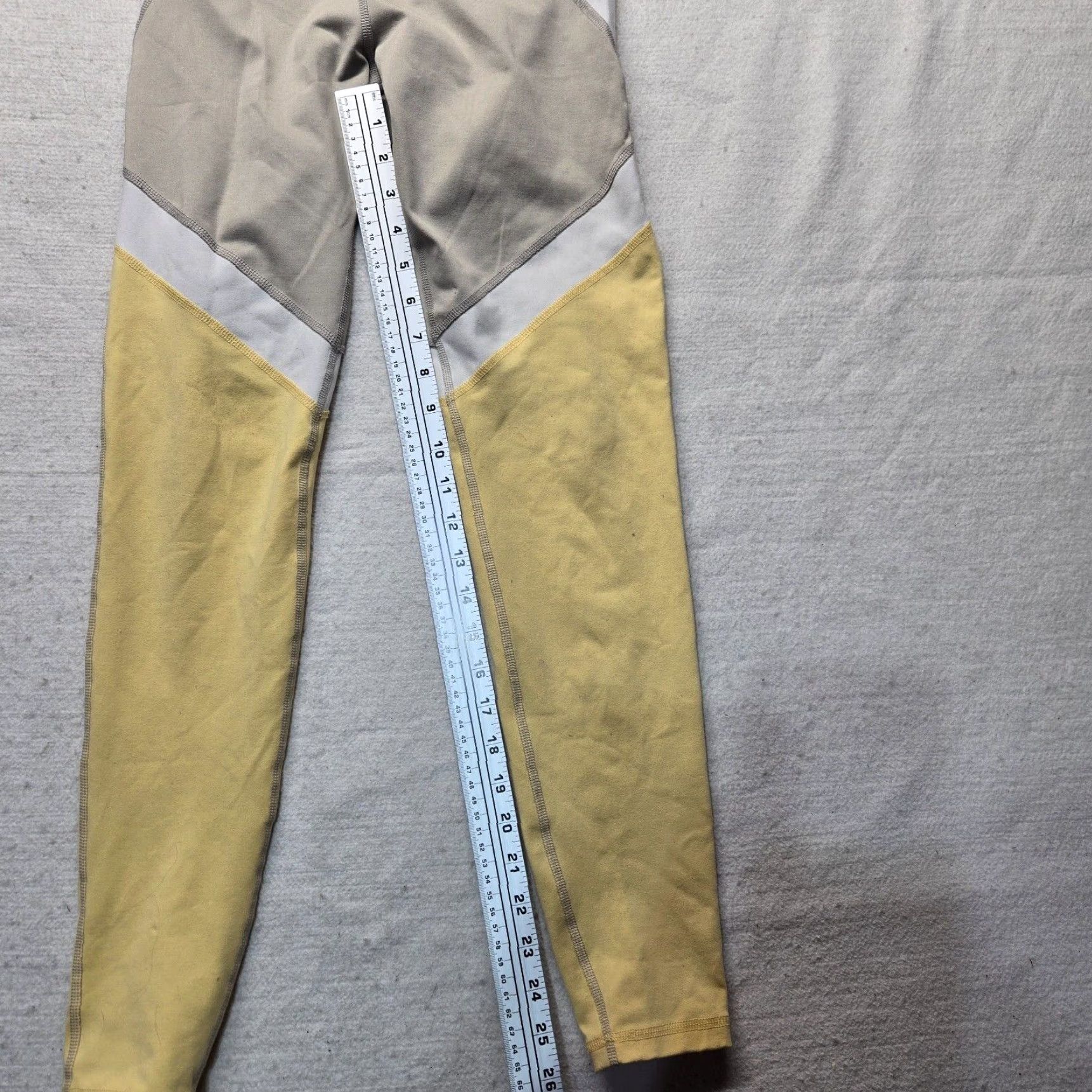 Old Navy Old Navy Go Dry Activewear Leggings Shirt Womens S Gray Athletic Slim Skinny Running Gym Shoes? Size 28" / US 6 / IT 42 - 6 Thumbnail