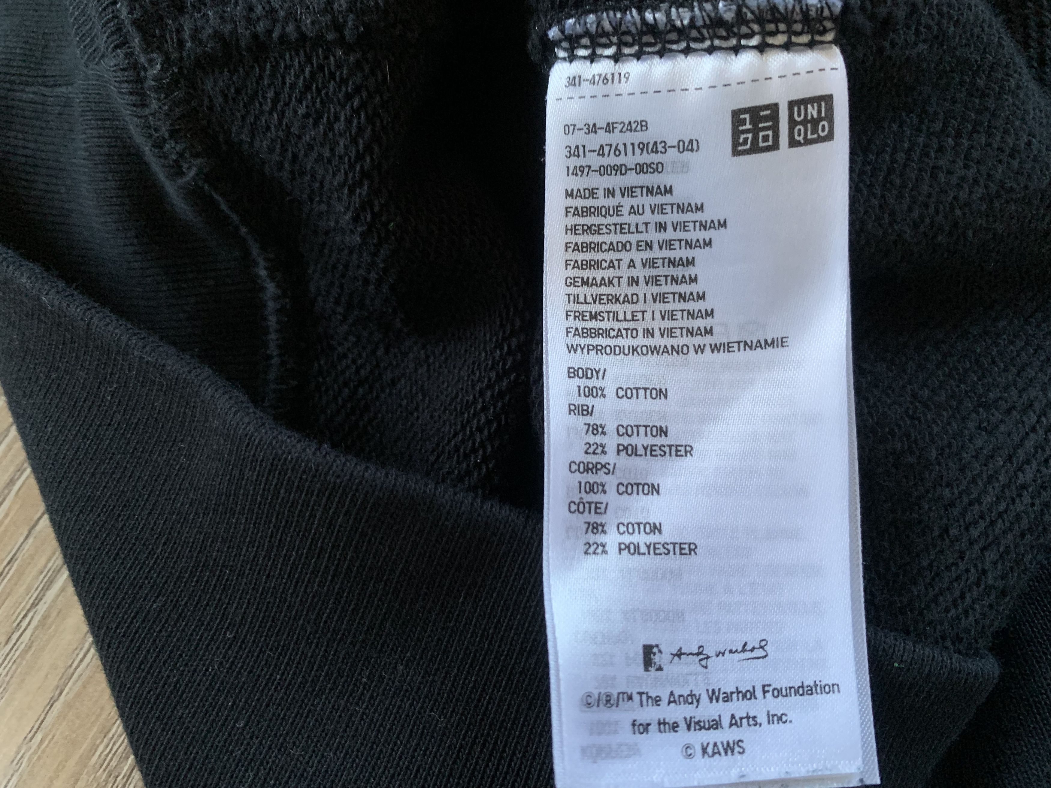Japanese Brand Mens KAWS Uniqlo Andy Warhol Black Graphic Sweatshirt Size US M / EU 48-50 / 2 - 11 Thumbnail