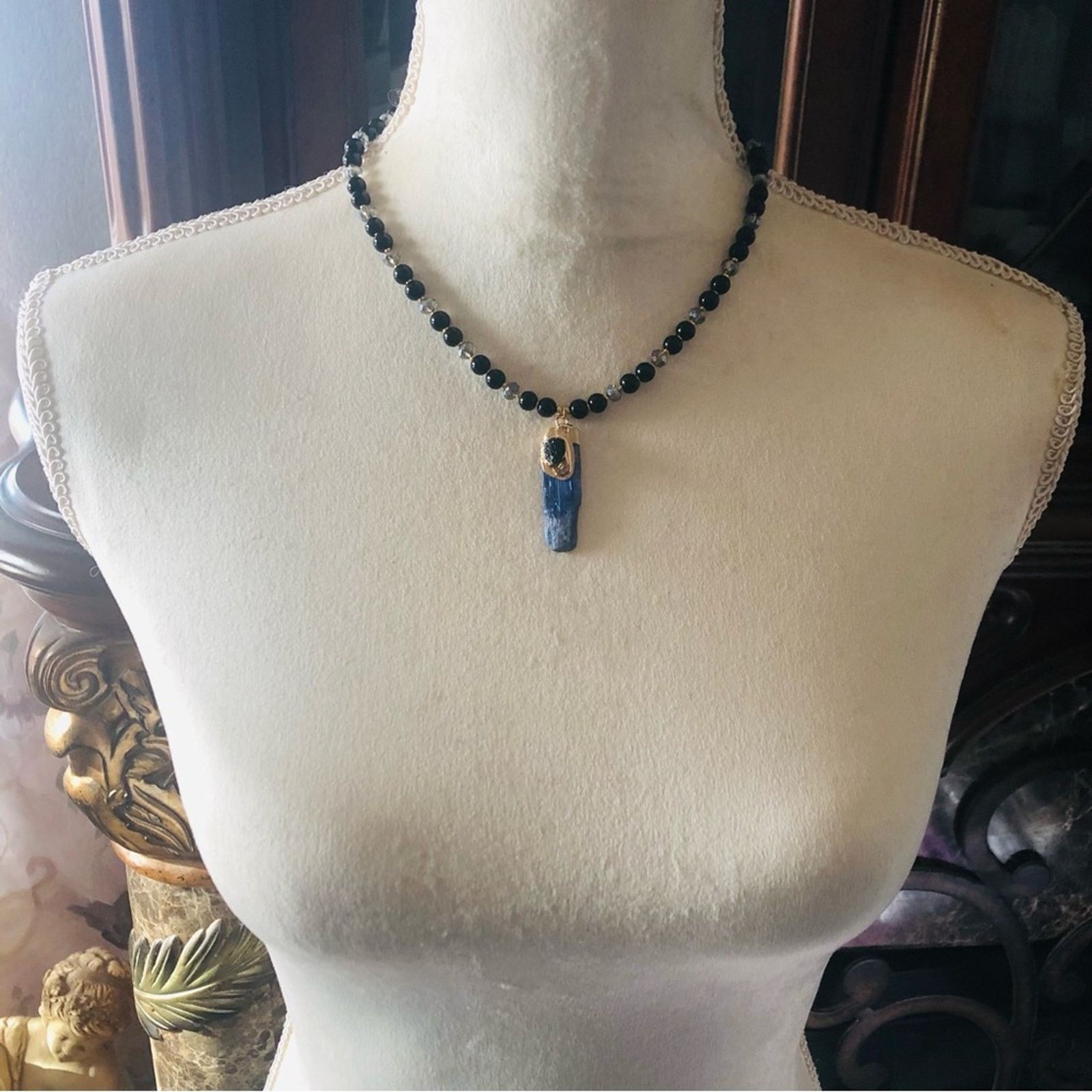 Handmade Handcrafted repurpose kyanite and black onyx Pearl necklace Size ONE SIZE - 7 Thumbnail