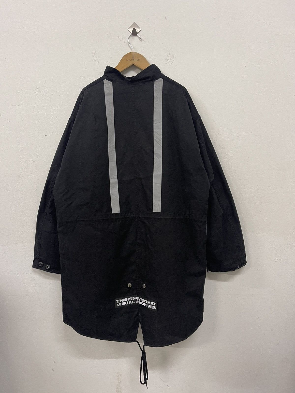 Japanese Brand × thisisneverthat FL2016 thisisneverthat ‘TEN(10)’ reflective fish tail parka Size US M / EU 48-50 / 2 - 3 Thumbnail