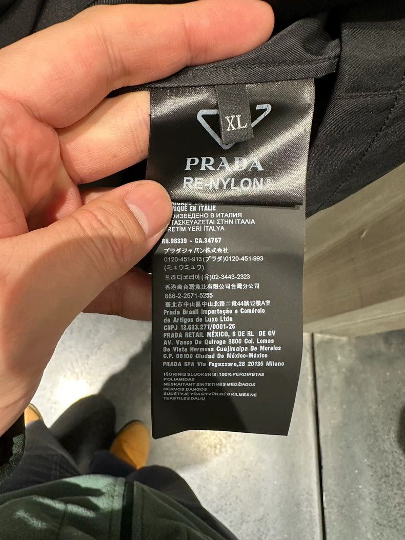Prada Prada Metal Triangle Logo Nylon Long Sleeve Jacket 2504-Nex Size US XL / EU 56 / 4 - 5 Thumbnail