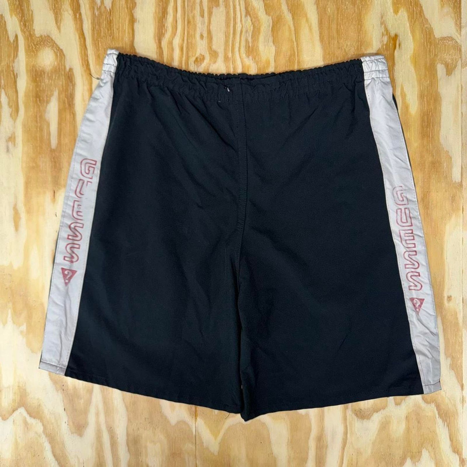 Guess Vintage y2k guess vertical spellout faded 1990s shorts Size US 32 / EU 48 - 1 Thumbnail