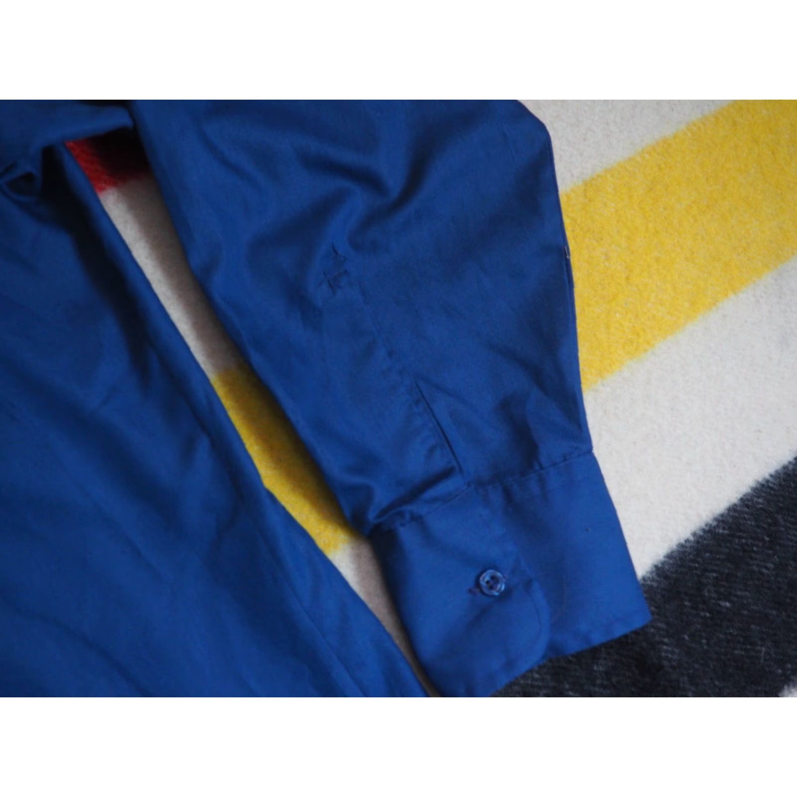 Vintage VTG 70s Night Blue Polycotton No Iron Button Shirt Montgomery Ward XL Men’s Size US XL / EU 56 / 4 - 6 Thumbnail