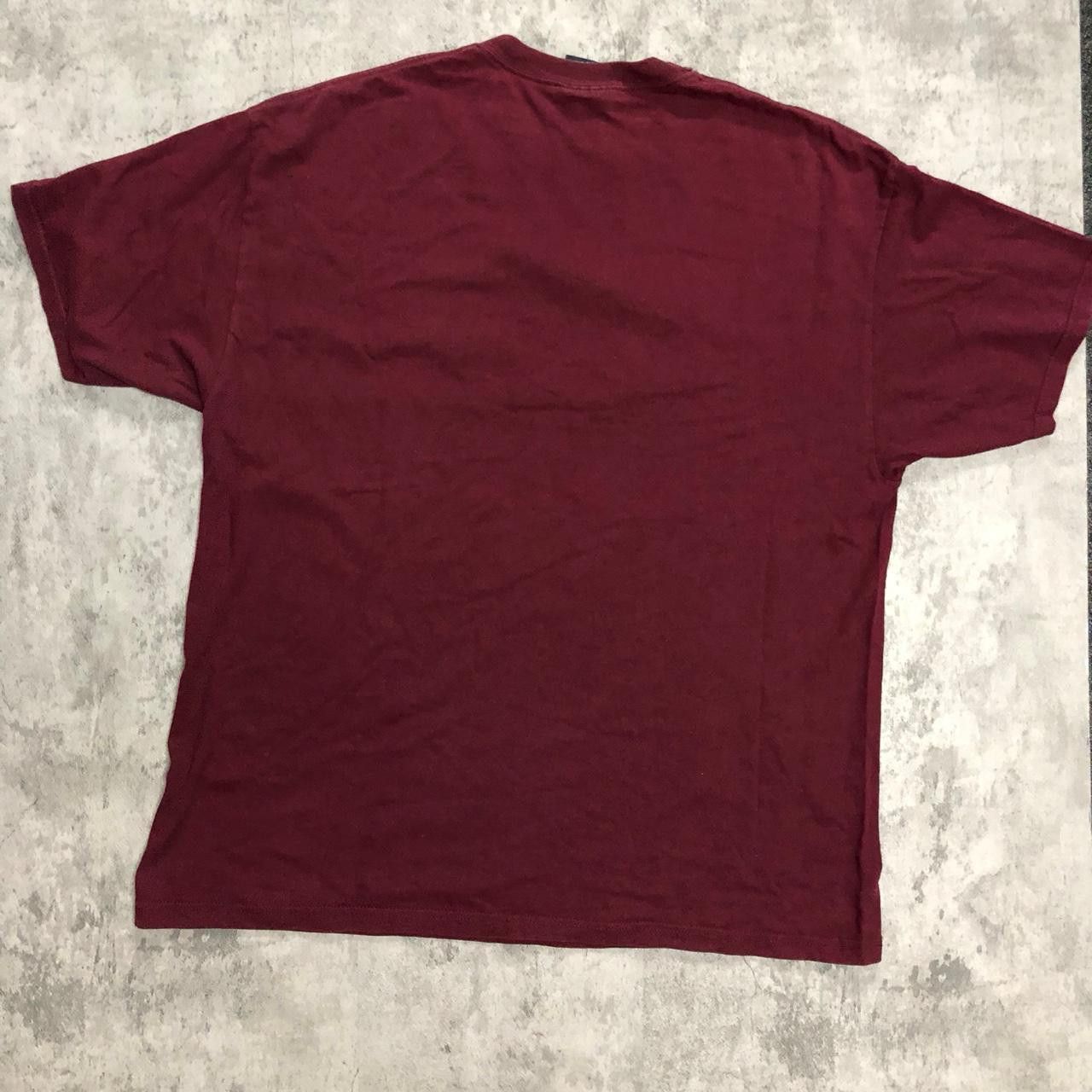 Other Burgundy vintage USA embroidered t-shirt Size US M / EU 48-50 / 2 - 4 Thumbnail