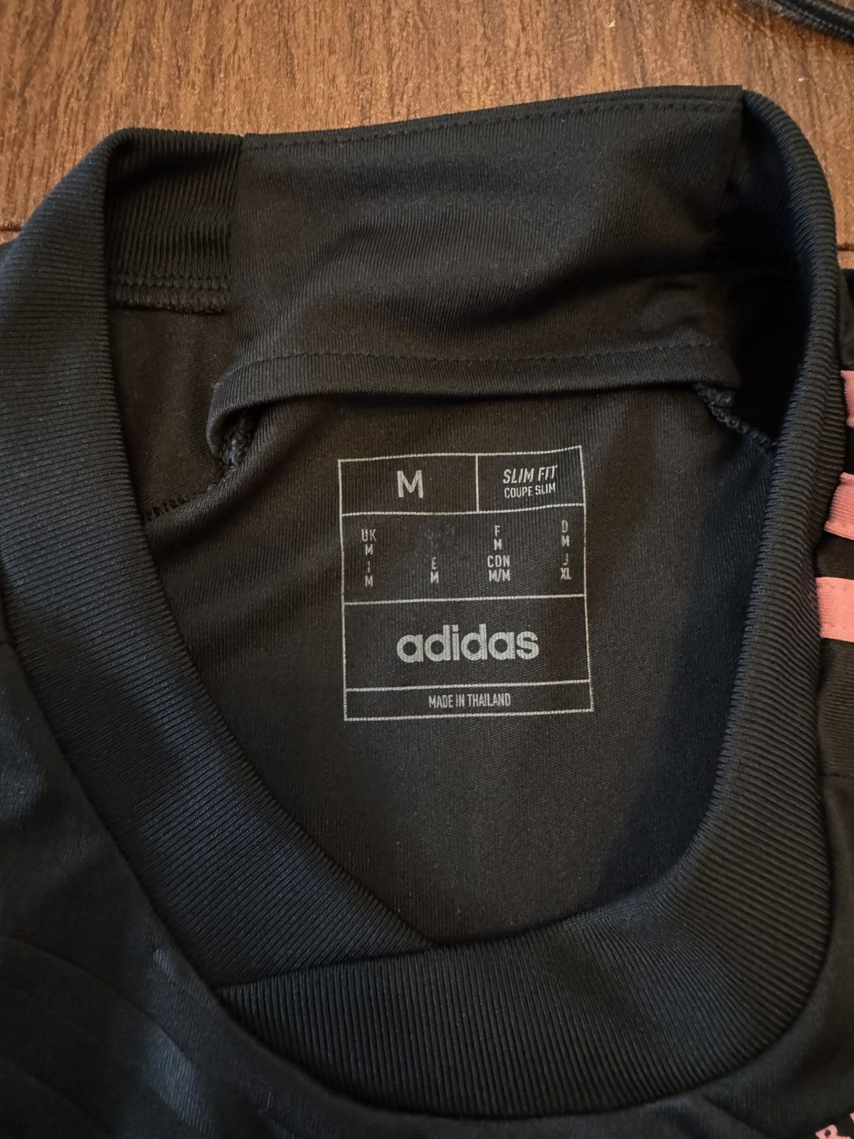 Adidas Inter Miami jersey Size US M / EU 48-50 / 2 - 2 Thumbnail
