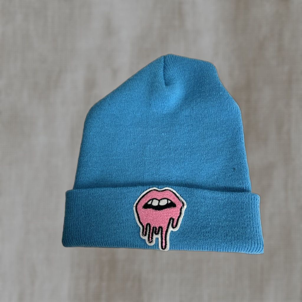 Vintage Messqueen Beanie Men One Size Blue Pink Skull Cap Polyester Street Wear Brooklyn Drip Mouth White? Size ONE SIZE - 1 Thumbnail