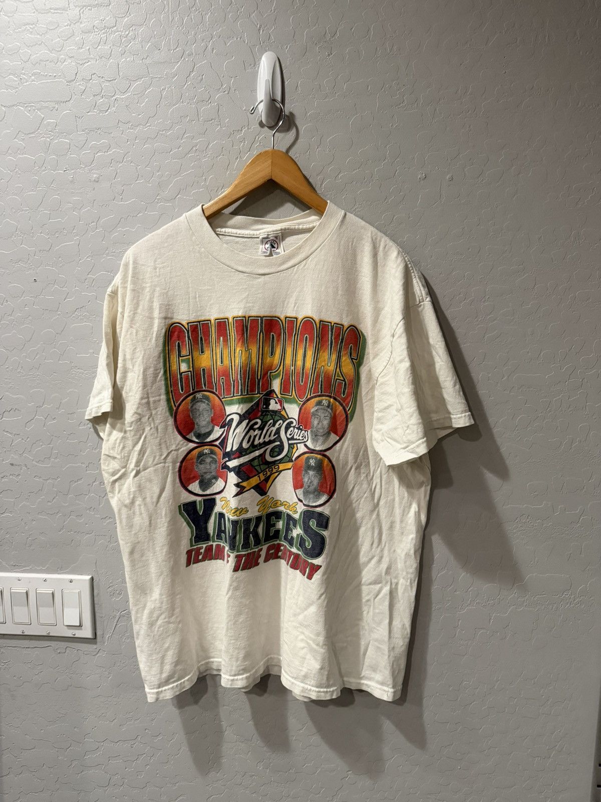 Delta Vintage 1999 New York Yankees WS Champs Shirt Size XL Bin 2 Size US XL / EU 56 / 4 - 1 Thumbnail
